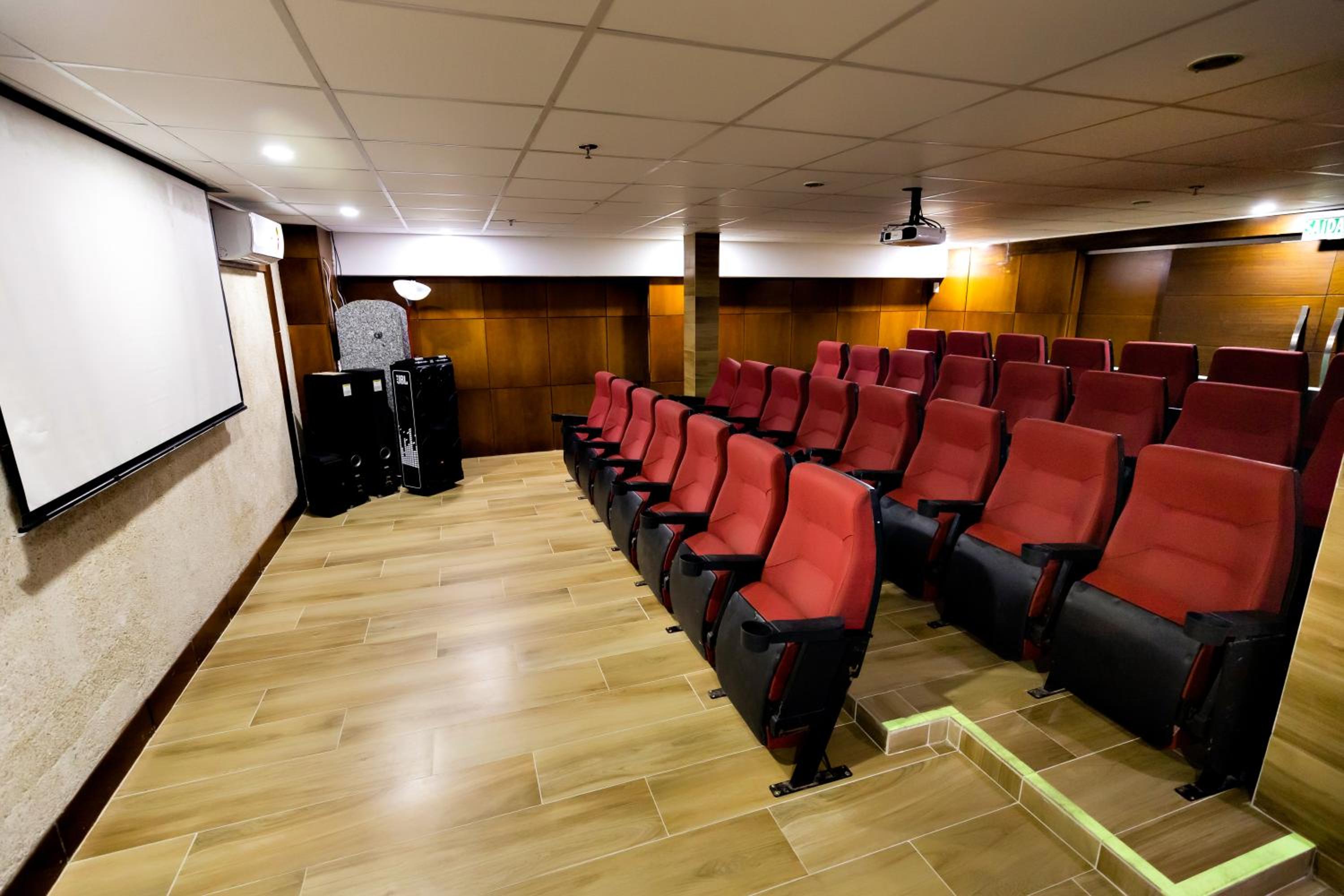 meeting & event spaces