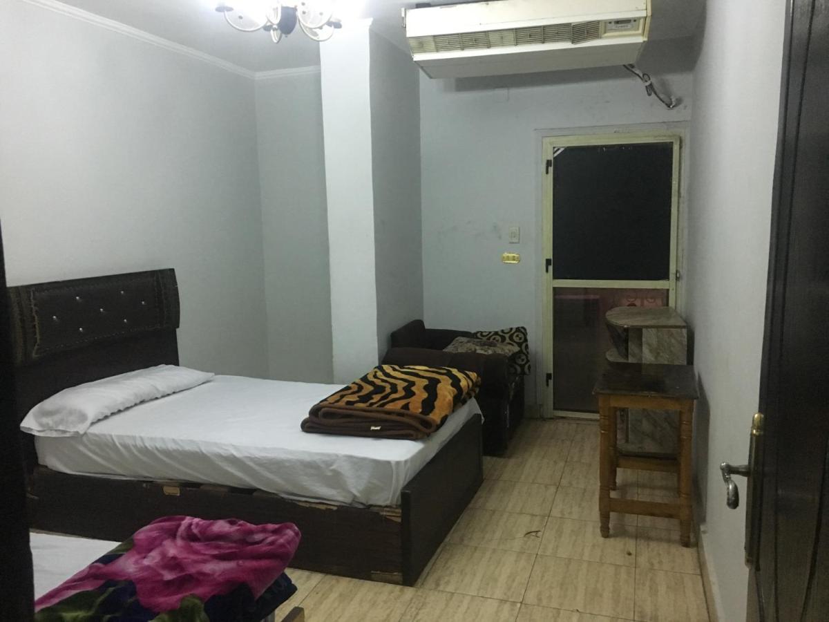 El Ahram Hostel & Apartments