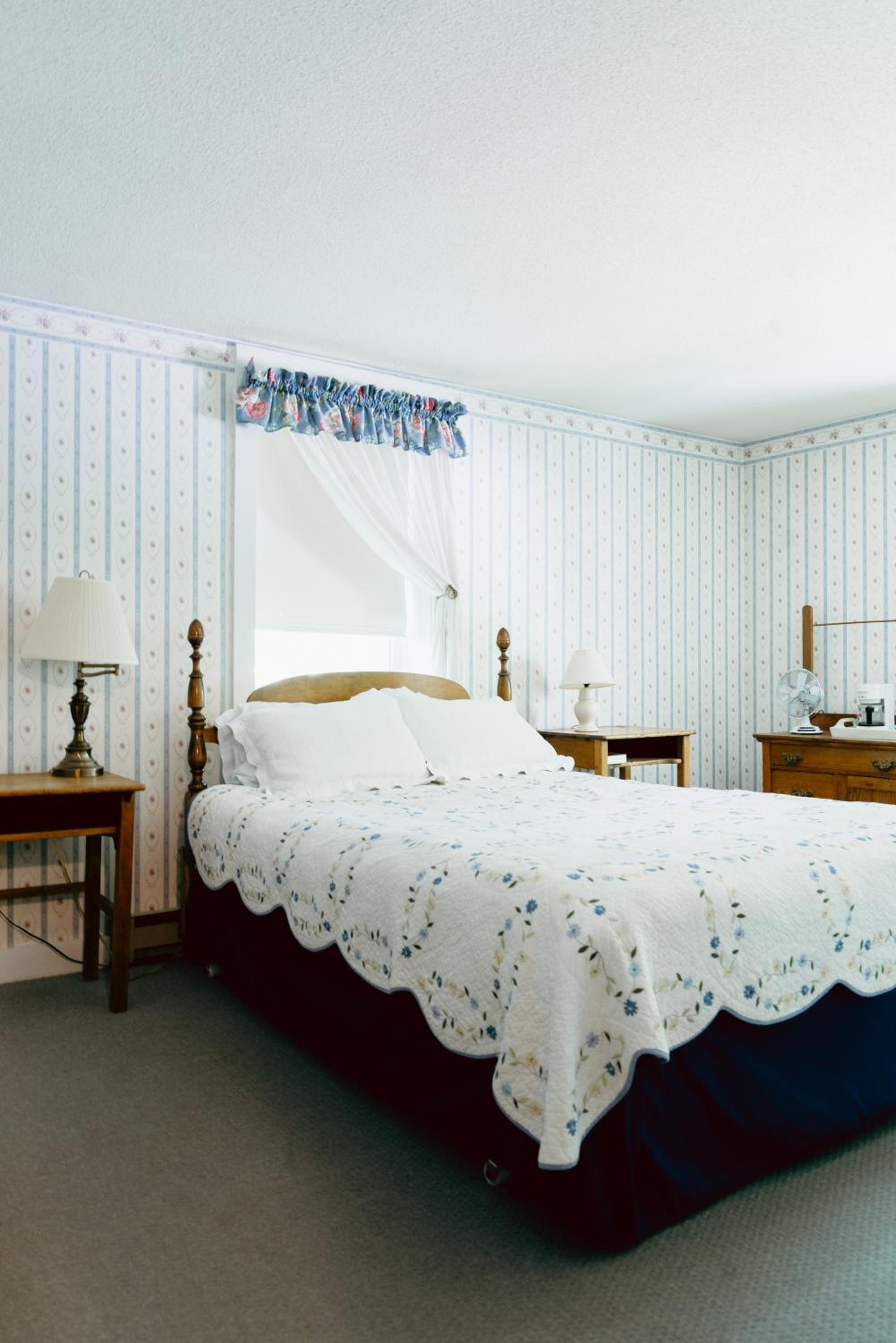Carriage Barn Inn view 4
