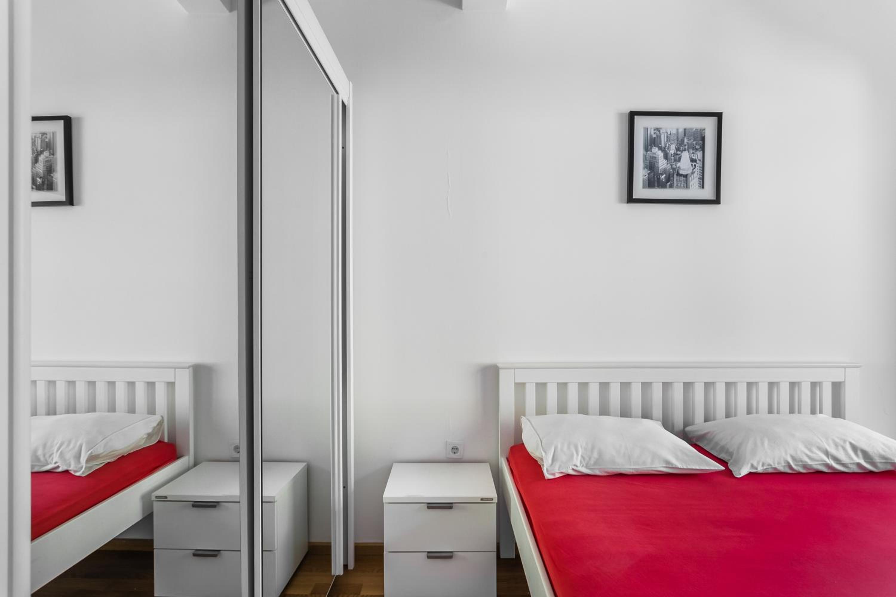 Apartment with bedroom Becici White