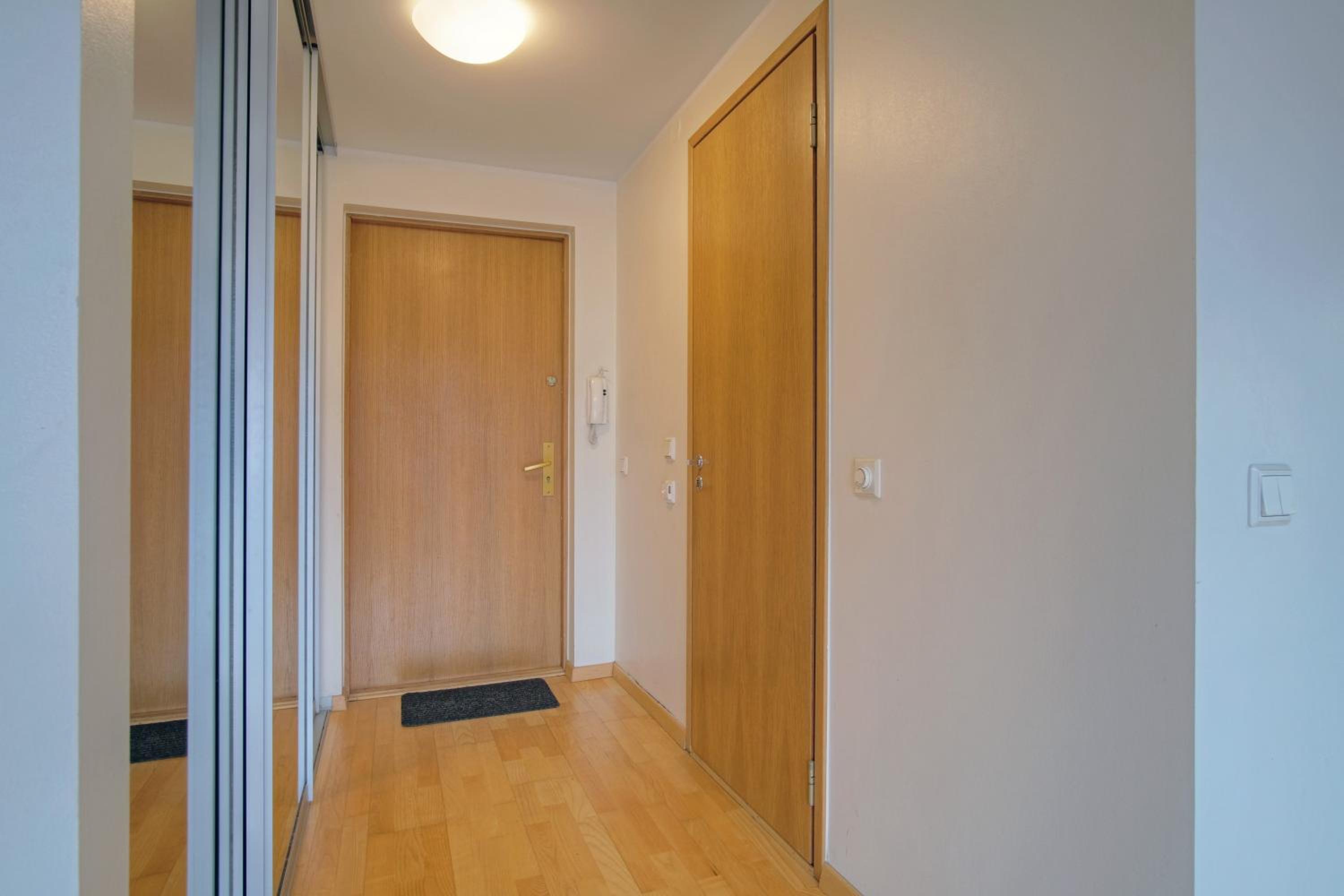 Studio apartment in quiet heart of everything