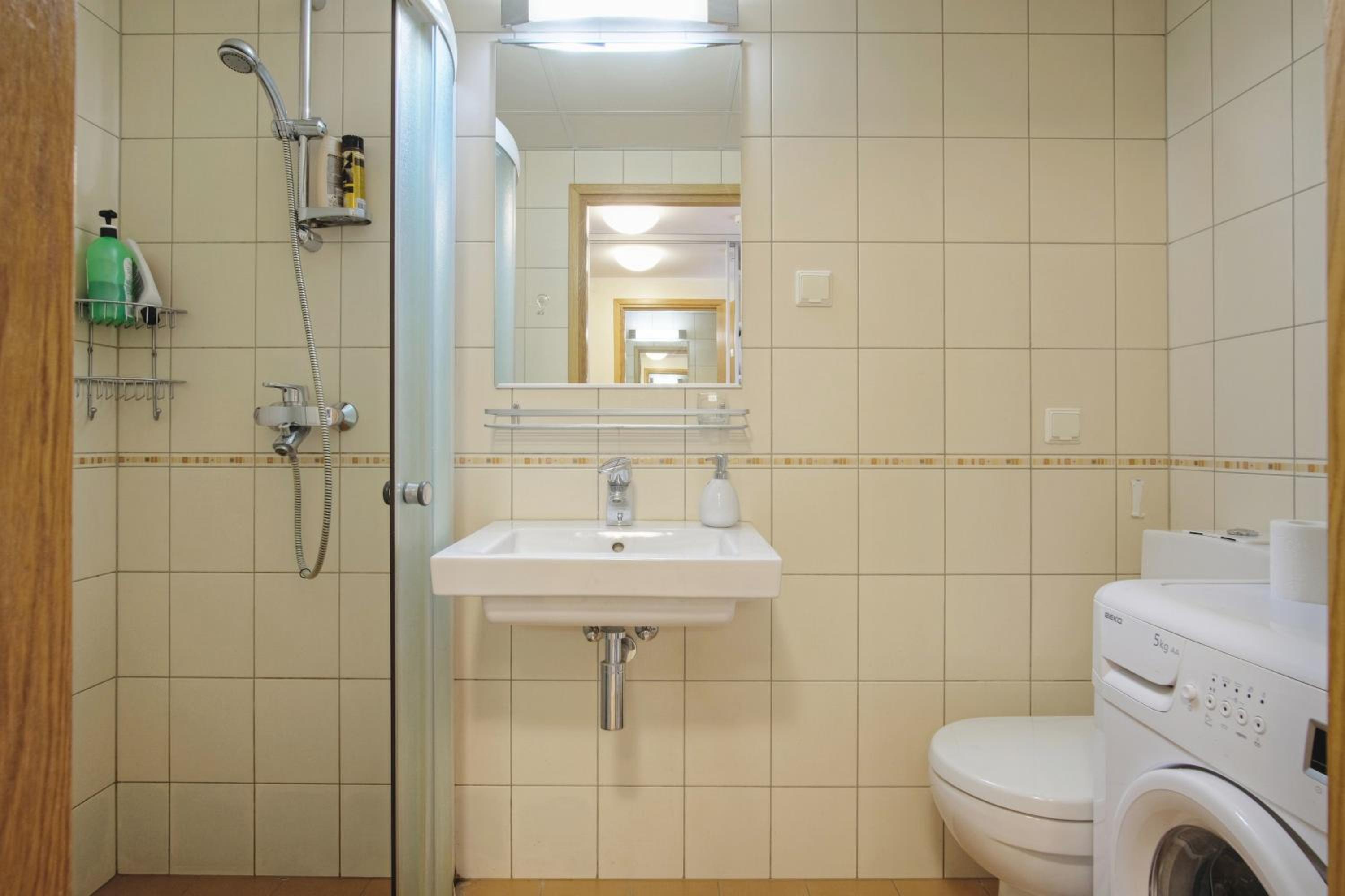 Studio apartment in quiet heart of everything