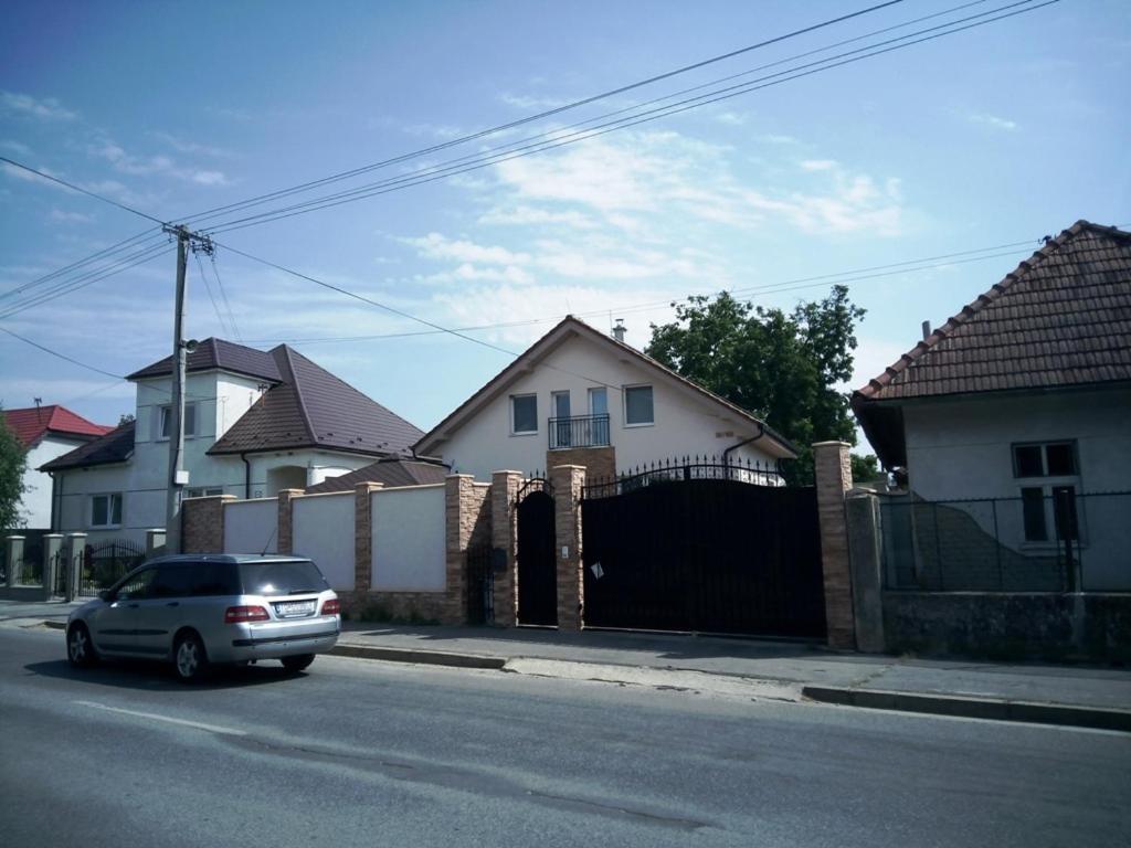Photo 35