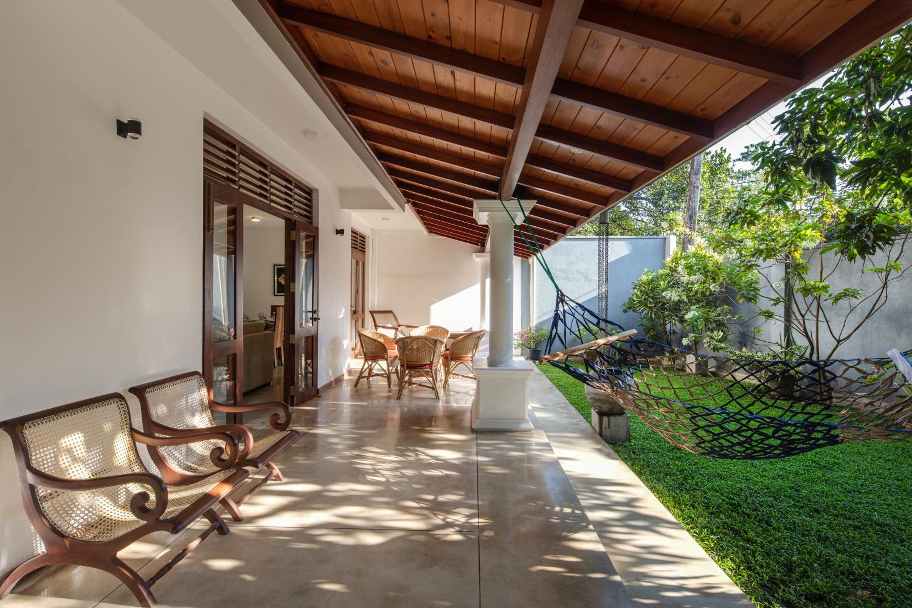 Ballarat Luxury Villa - Hikkaduwa