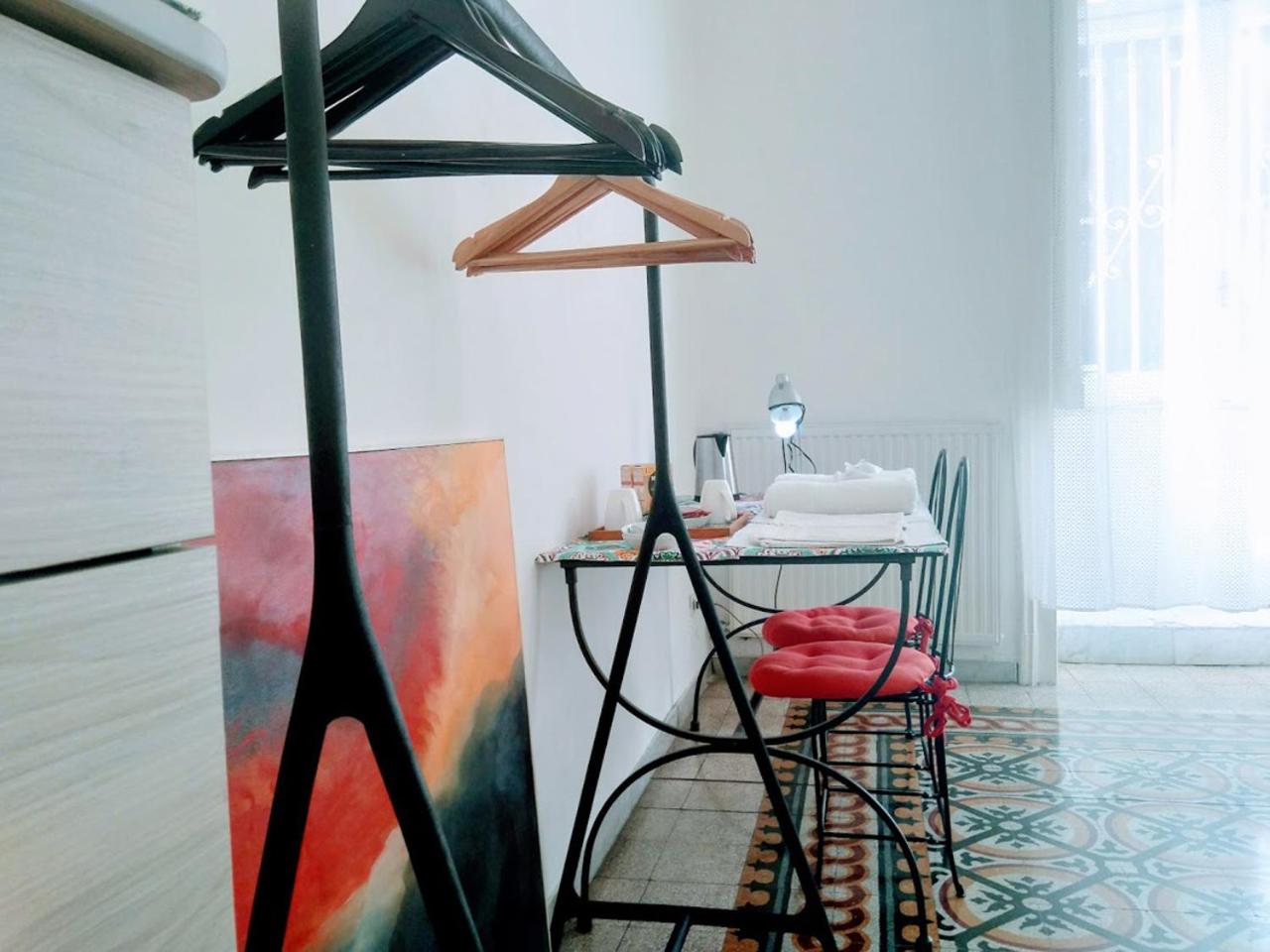 L'Atelier Vedi Napoli ai tuoi piedi