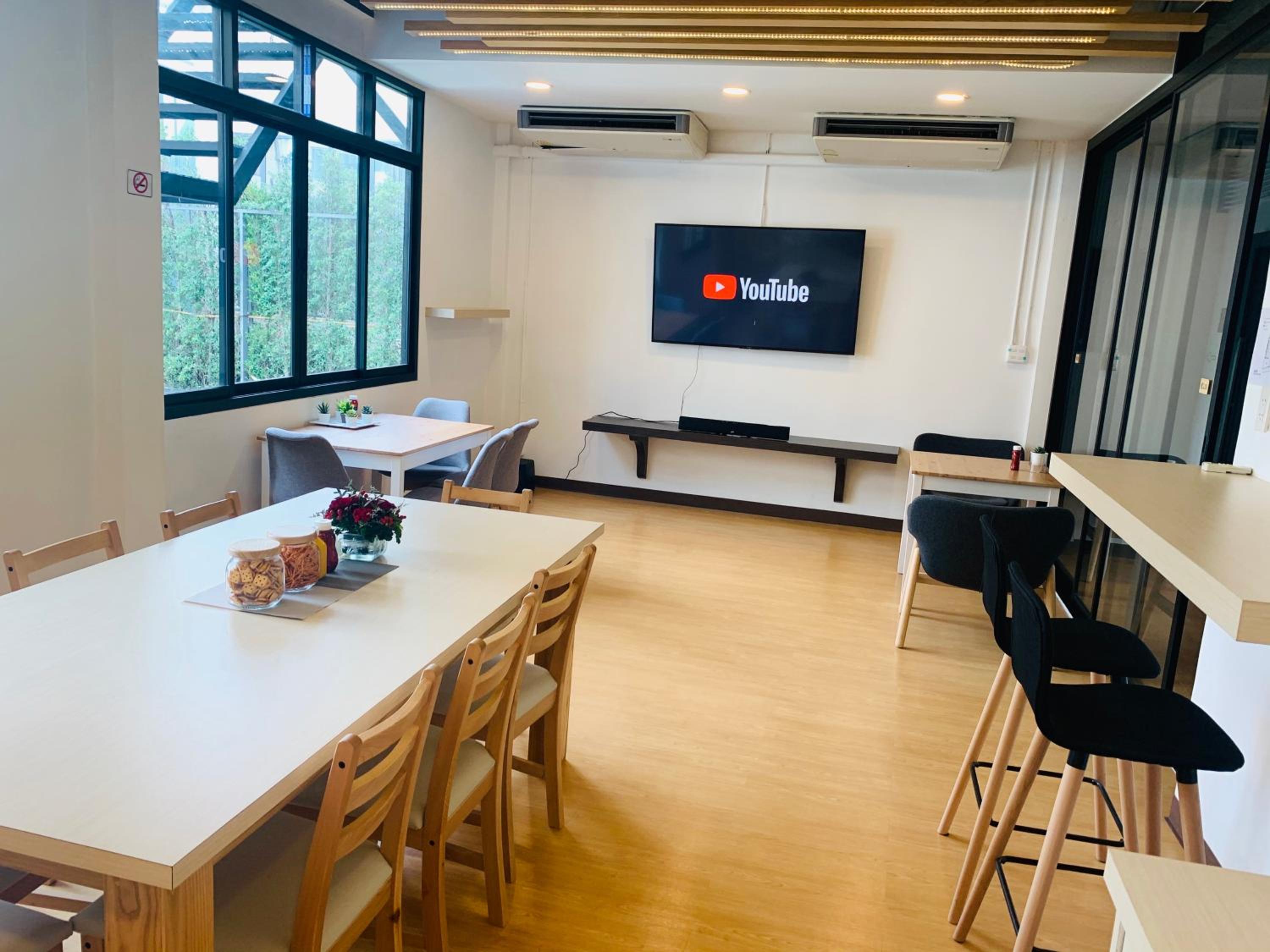 meeting & event spaces