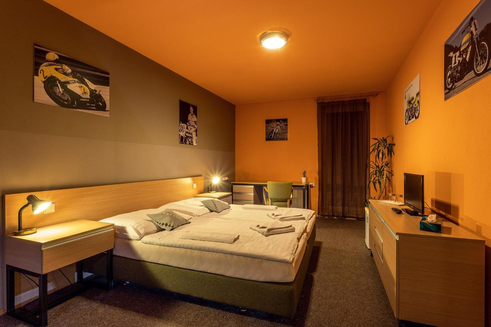 Hotel Penzion ER1 - Image 1