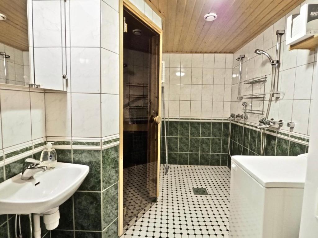 Photo 16