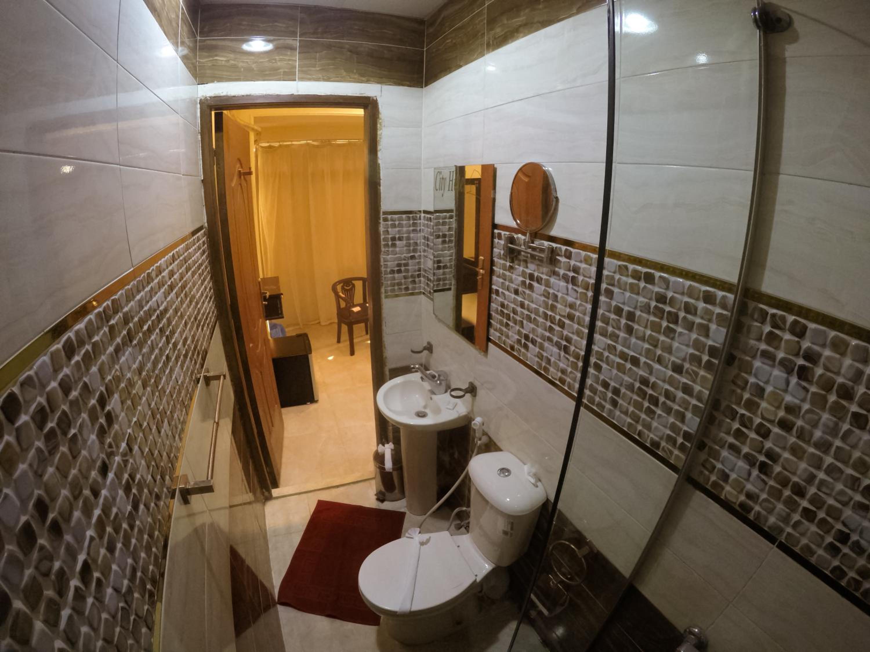 City Hotel