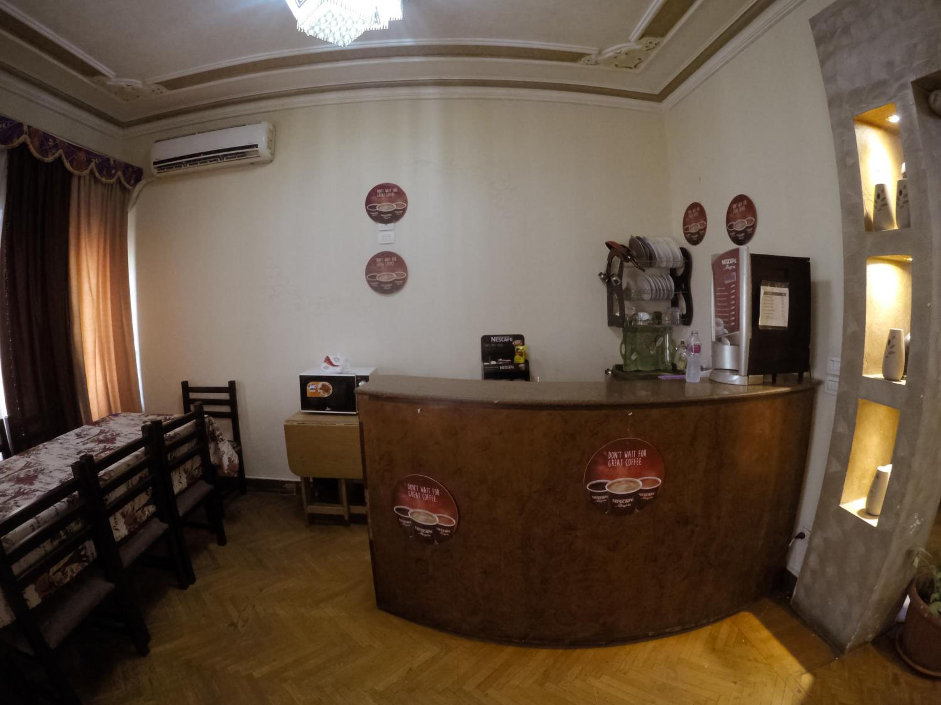 City Hotel