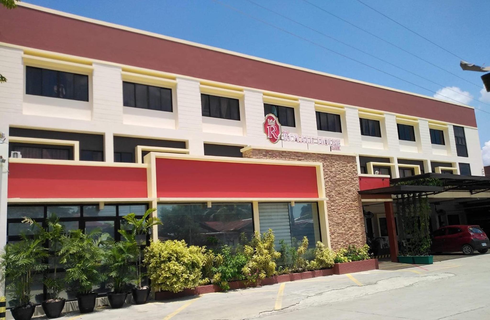 Royale House Hotel Davao powered by Cocotel