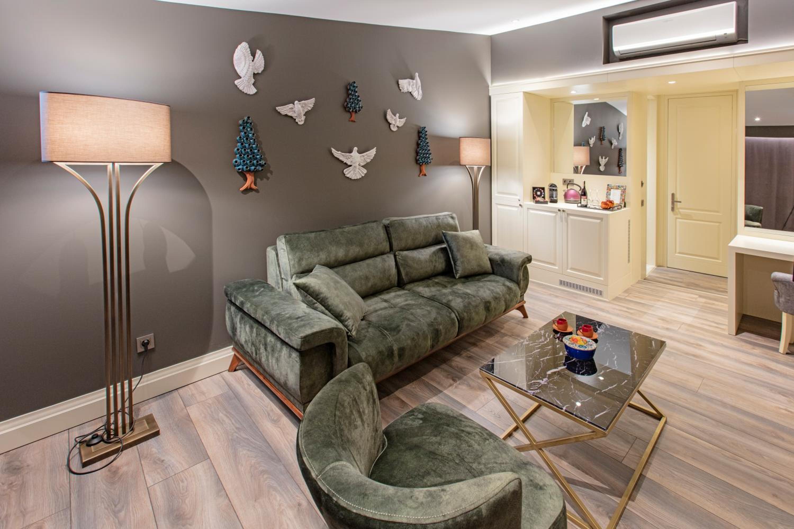 Hotel Miniature - Ottoman Mansion - Image 55