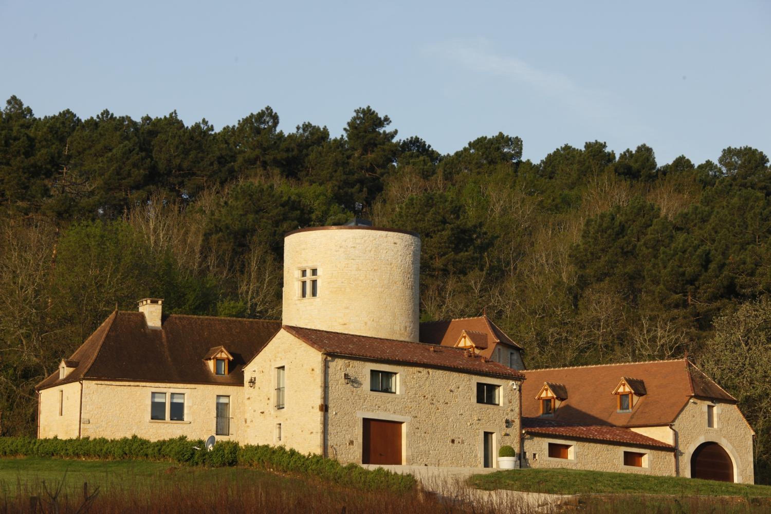 Photo 10
