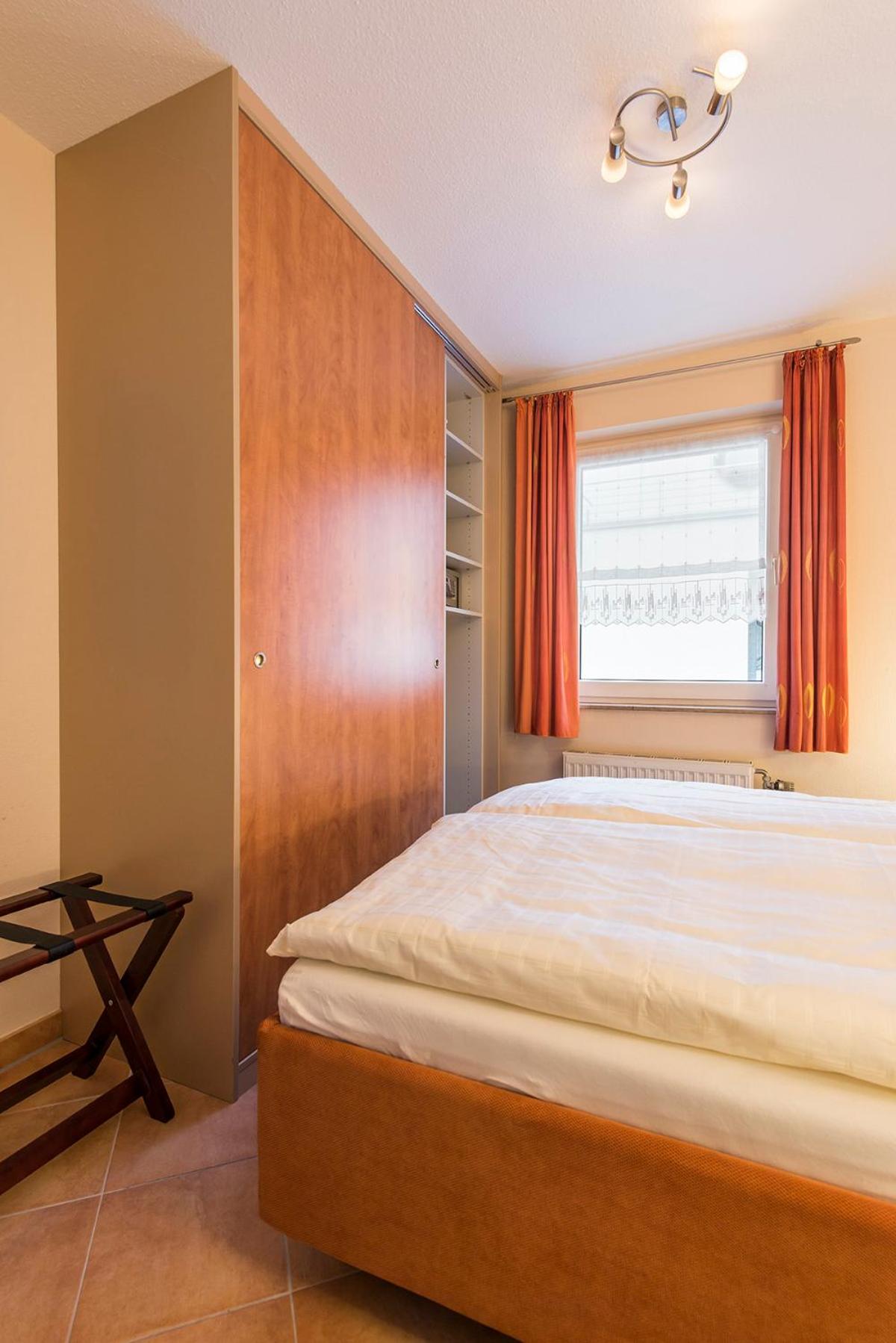 Haus Dünenglück Whg. 22, Seesicht view 3
