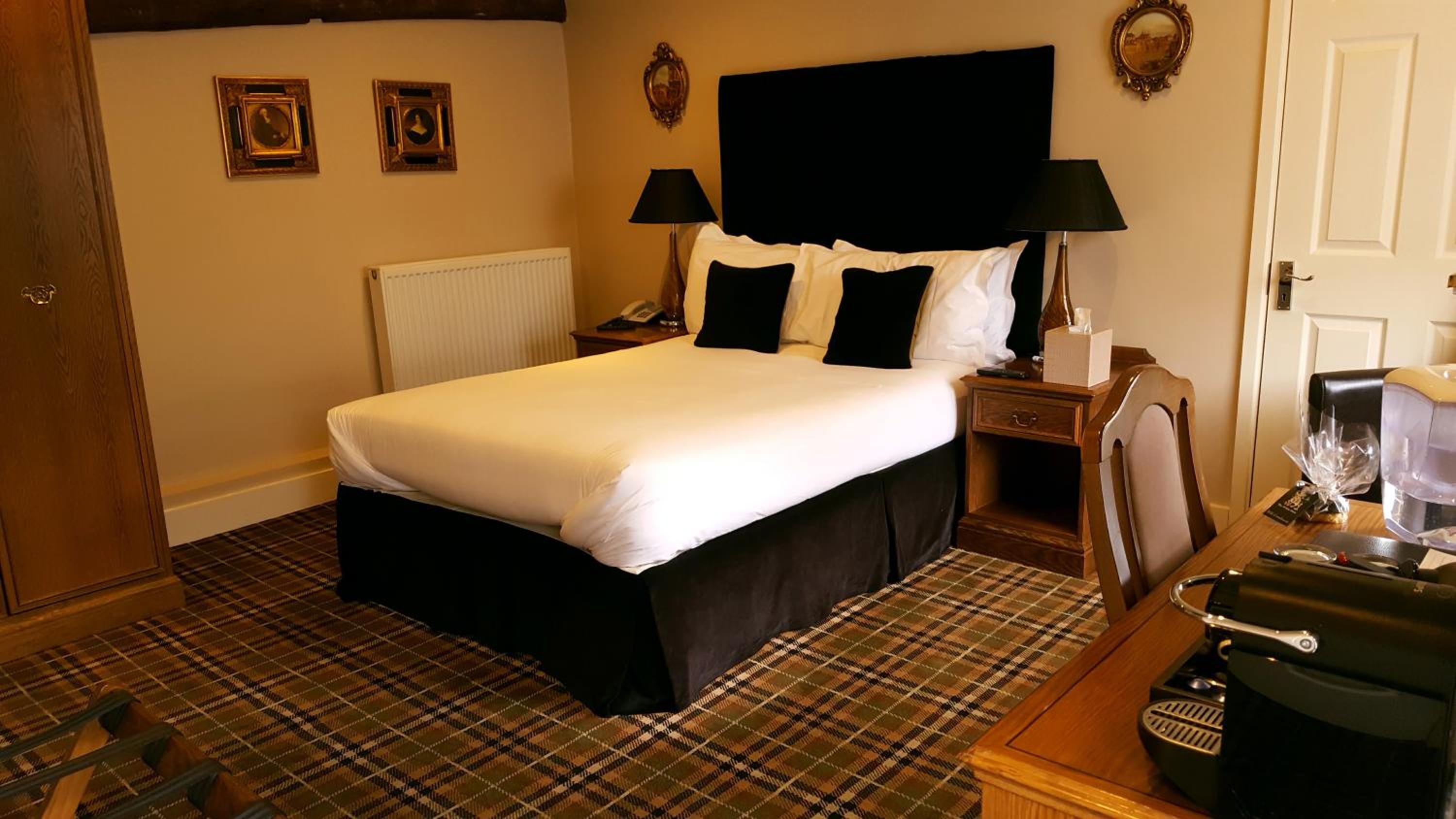 The White Hart