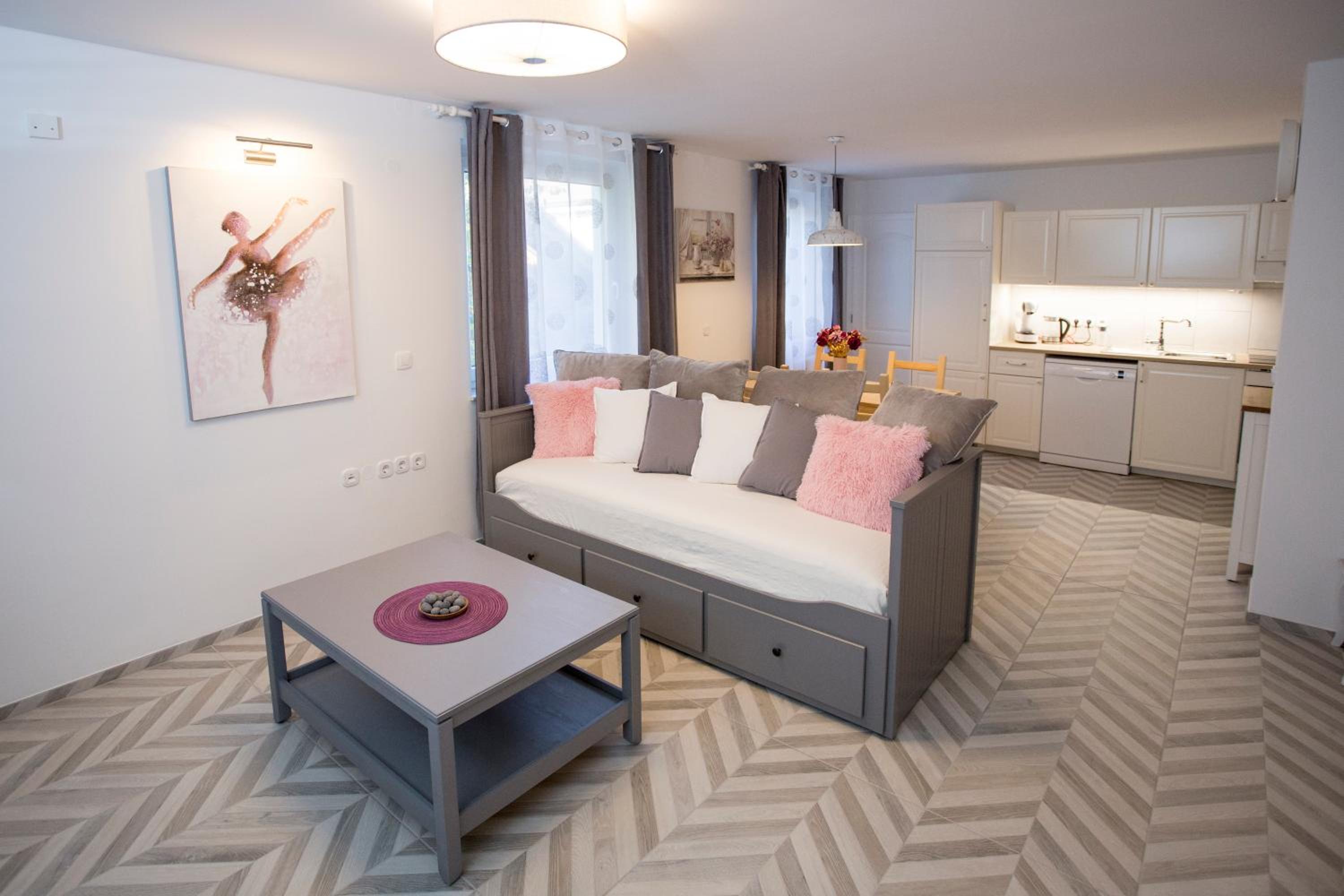 Apartments Erman