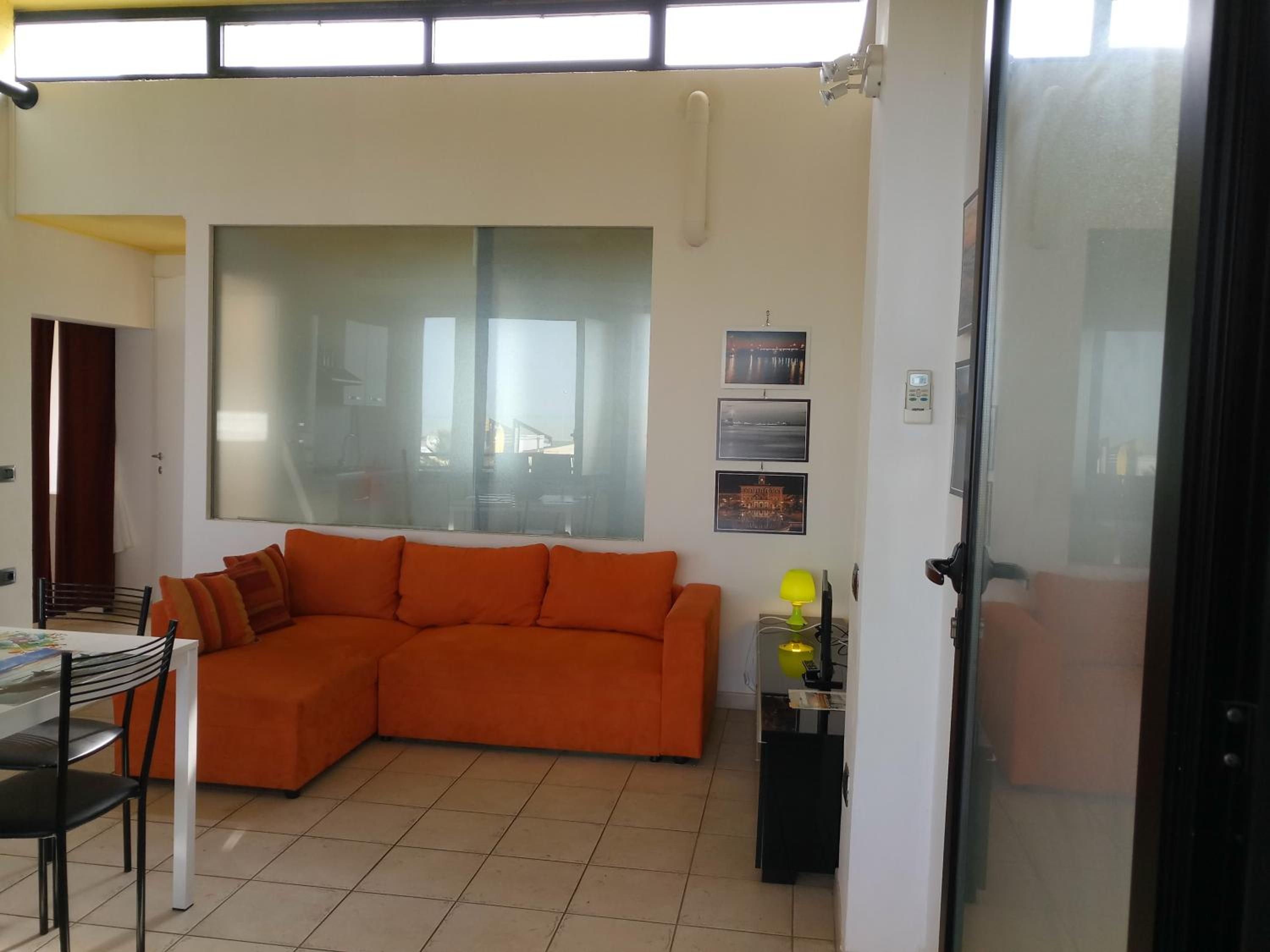 Scirocco dal Mare en Fano — lounge