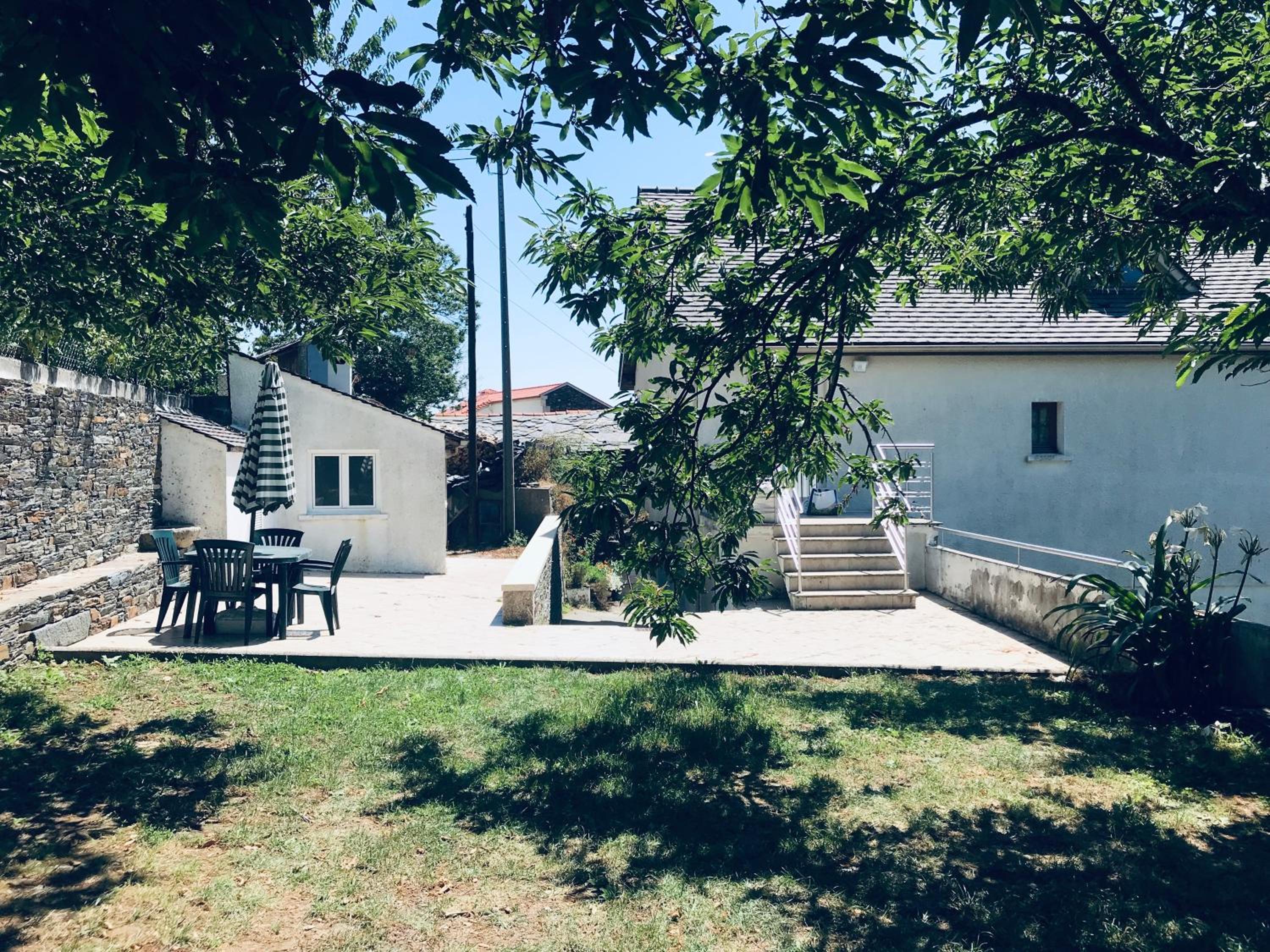 duplex house un center village