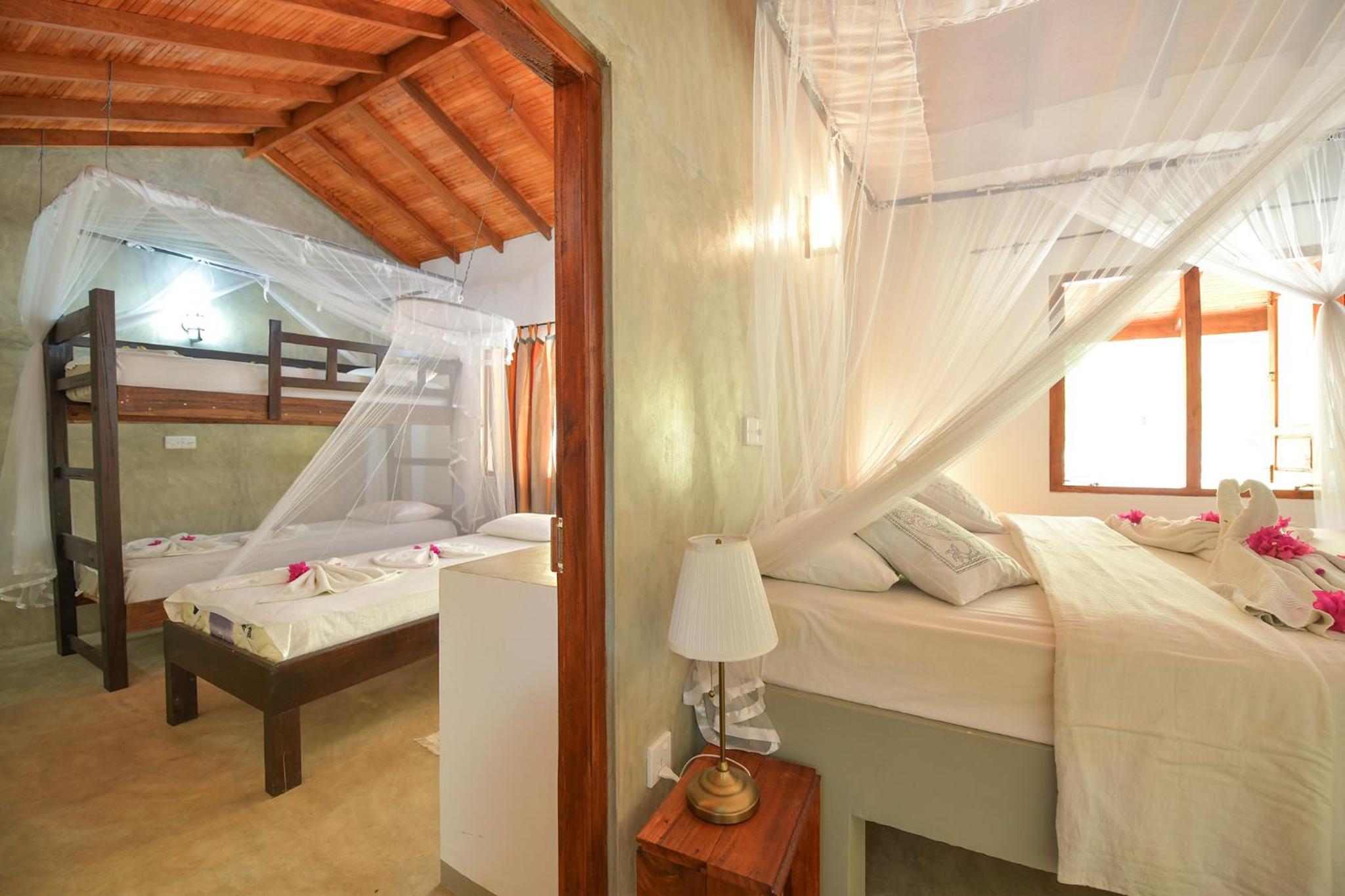De Silva Palm Resort