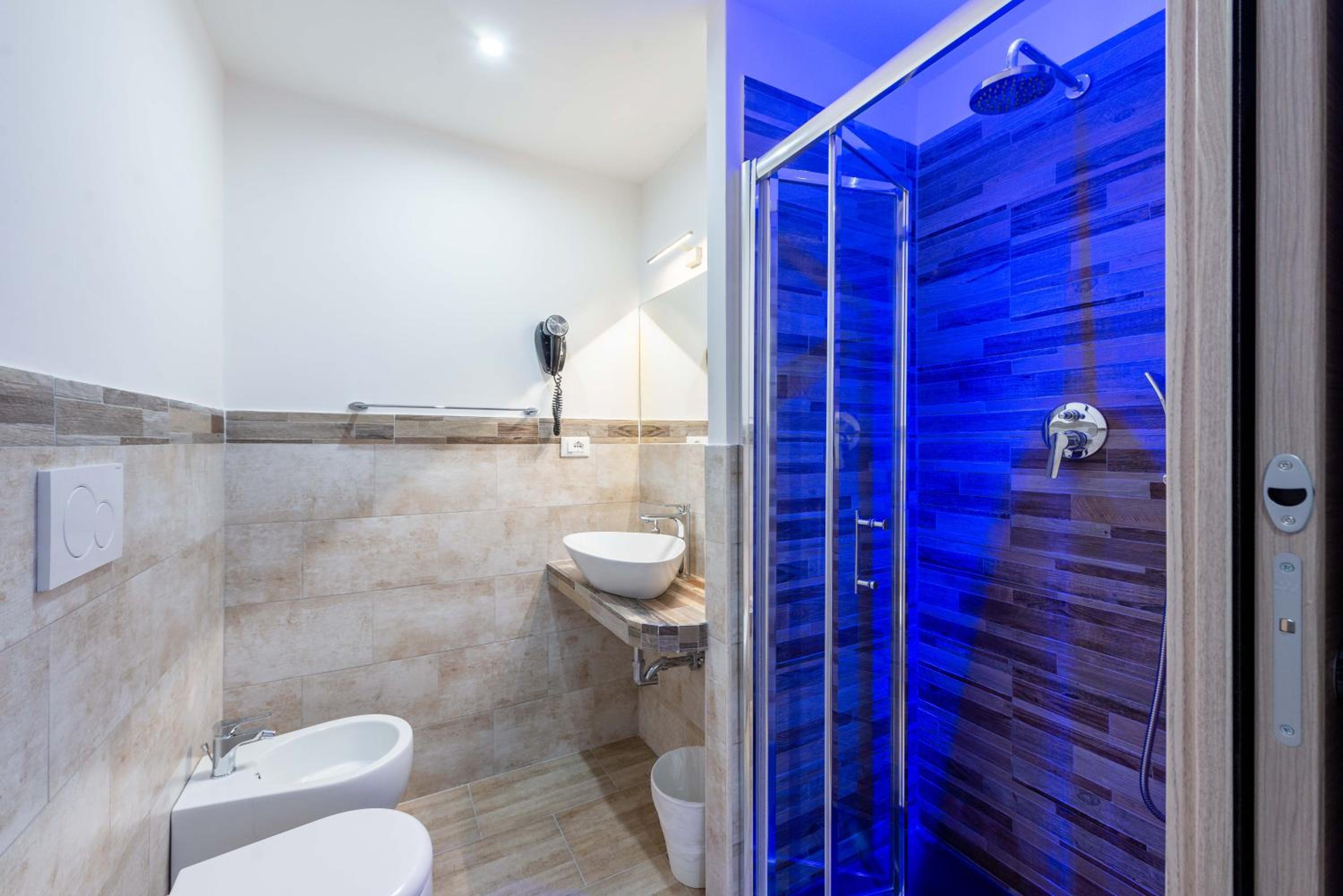 chèri luxury suite