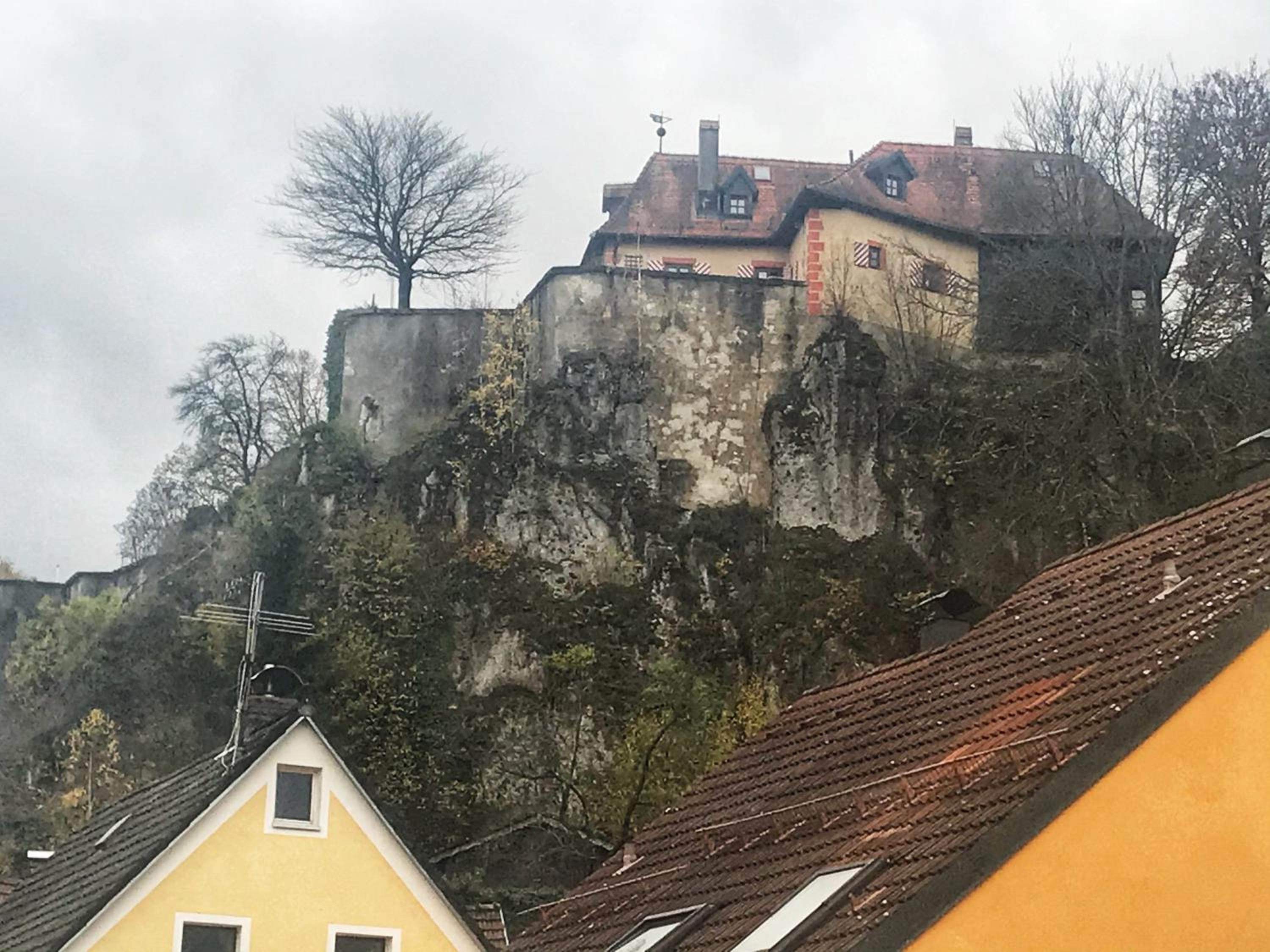 Ferienwohnung Burgblick view 4