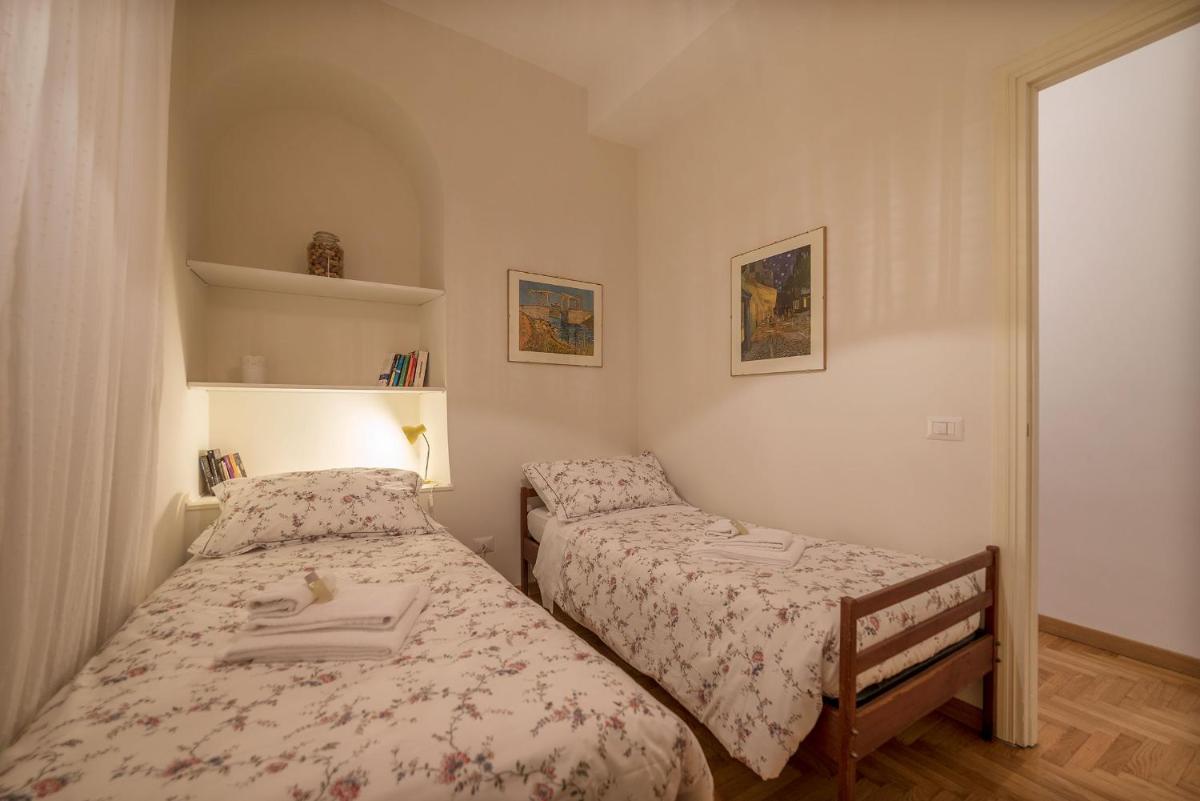 A peaceful retreat 2 minutes from Piazza Navona - FromHometoRome