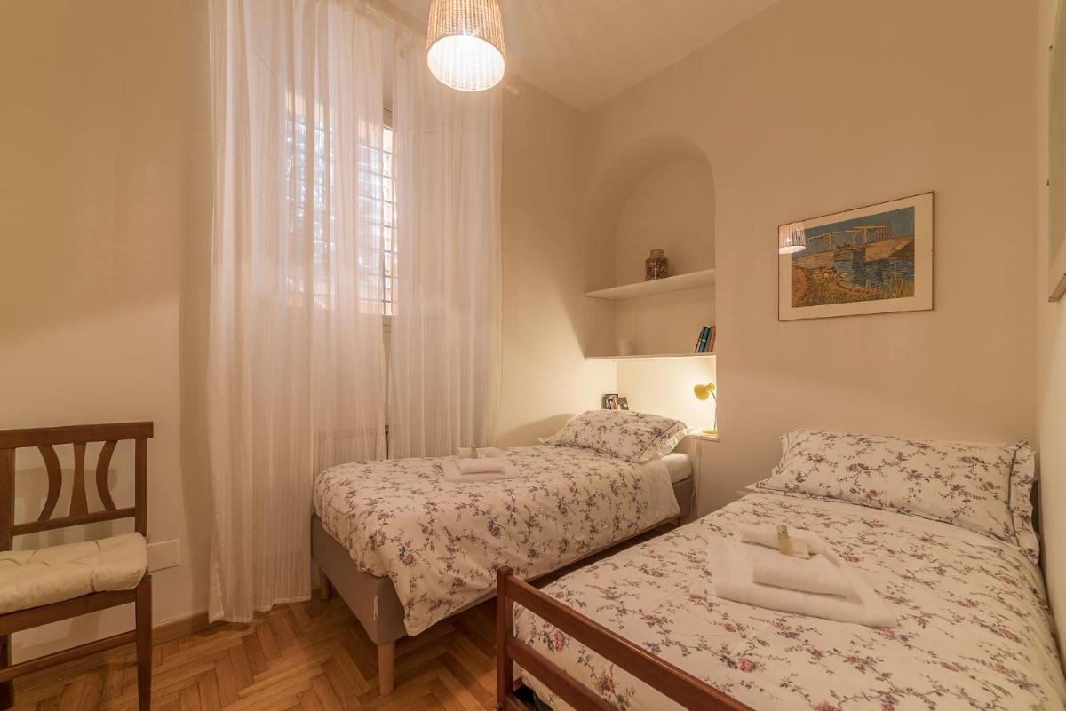 A peaceful retreat 2 minutes from Piazza Navona - FromHometoRome
