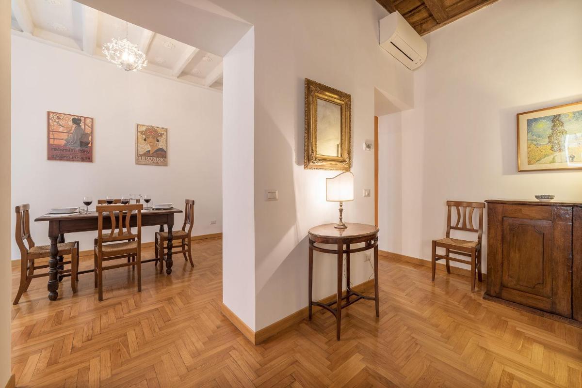 A peaceful retreat 2 minutes from Piazza Navona - FromHometoRome