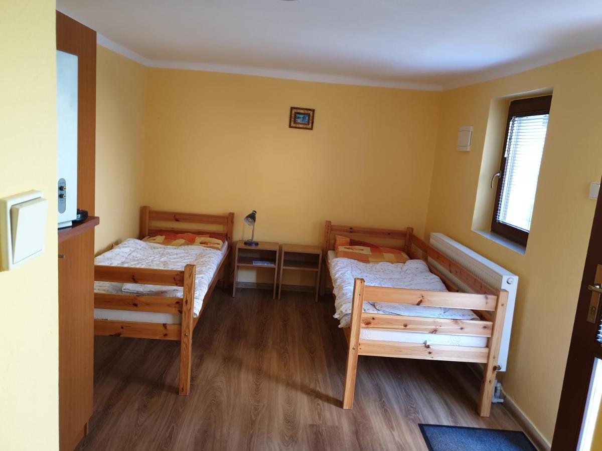 Apartmány Forró Rybárska view 3