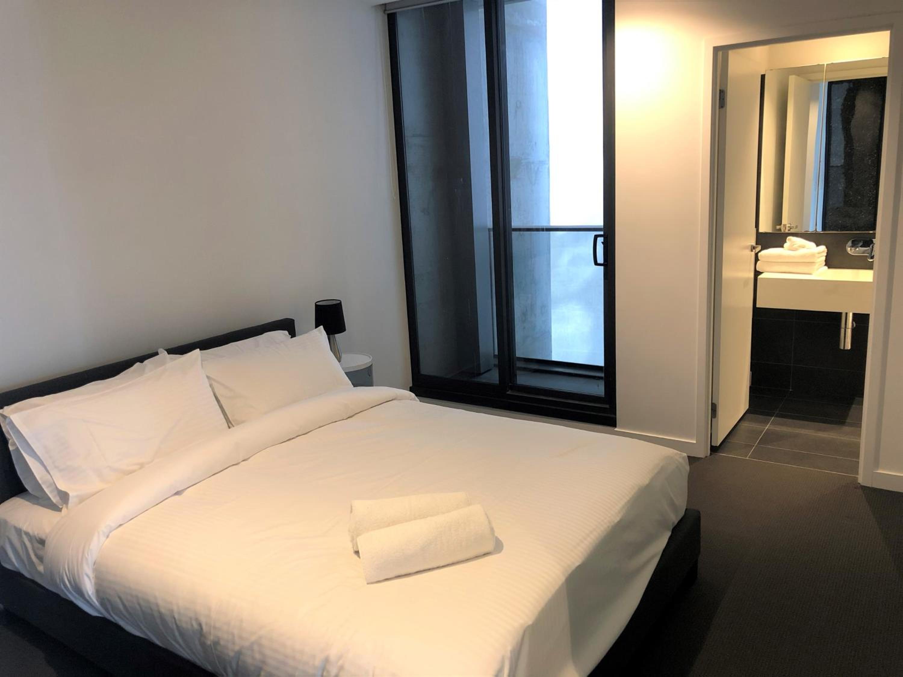 ReadySet Apartments at Madison