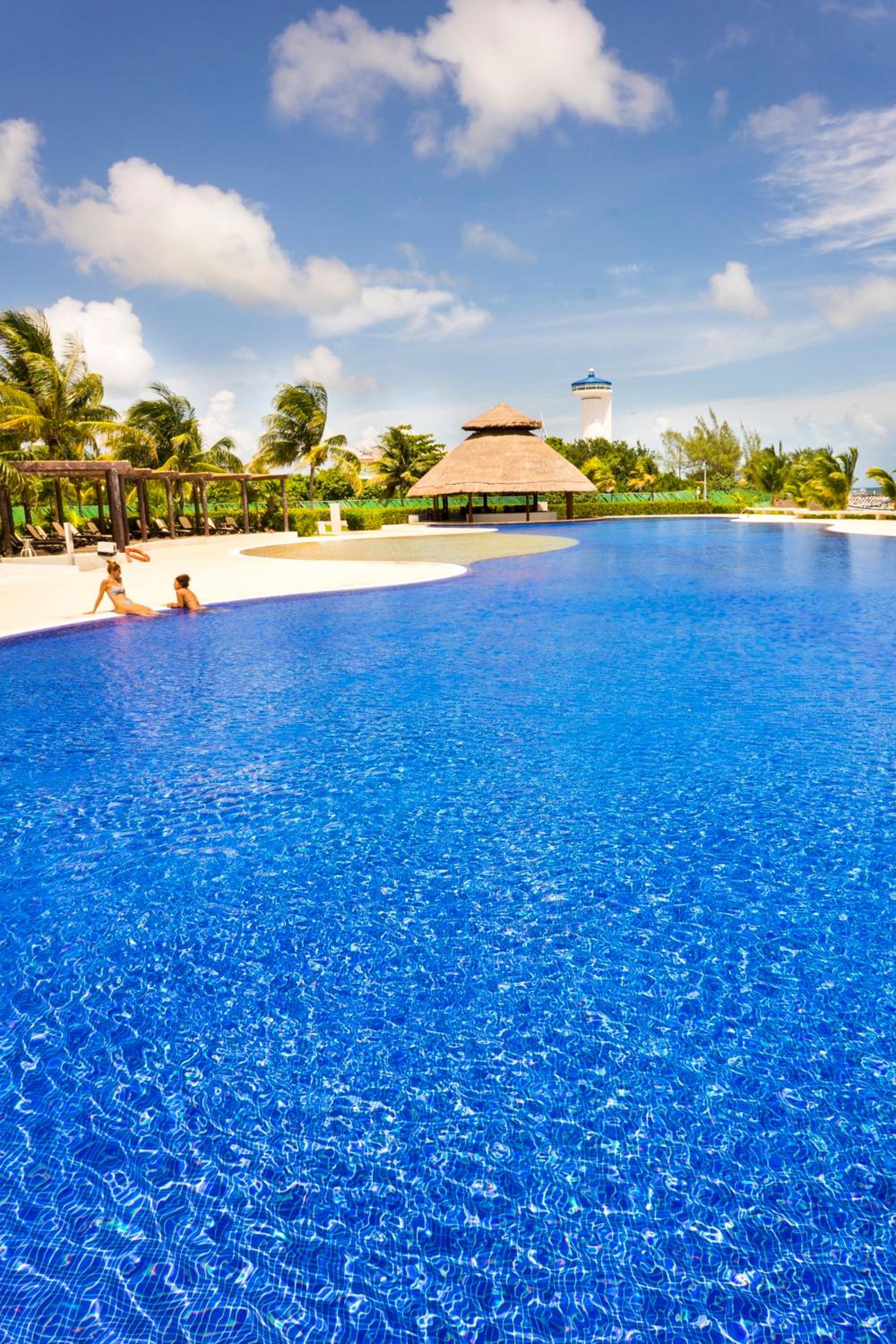 Cancún departamento frente al mar Amara