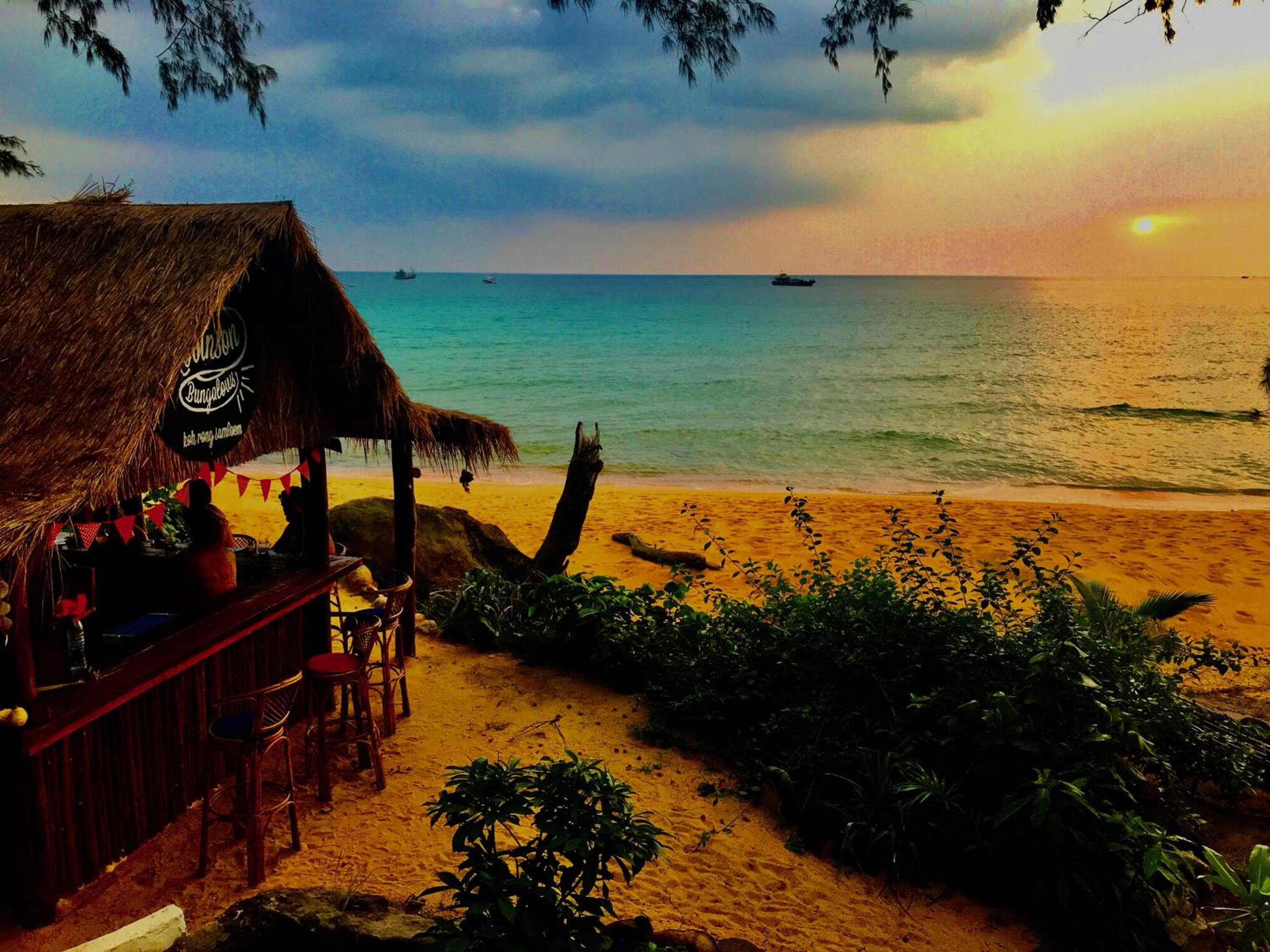 Robinson Bungalows