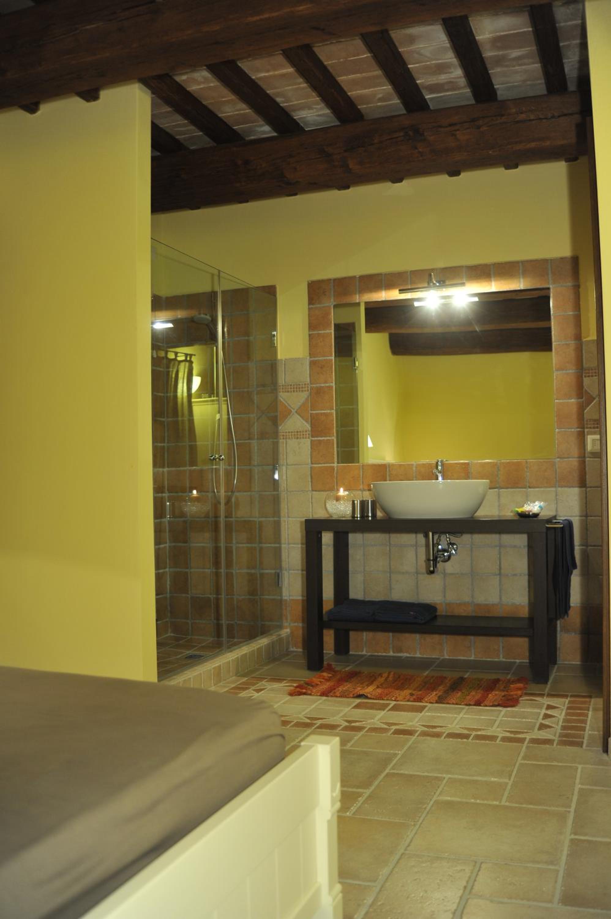 Photo 42