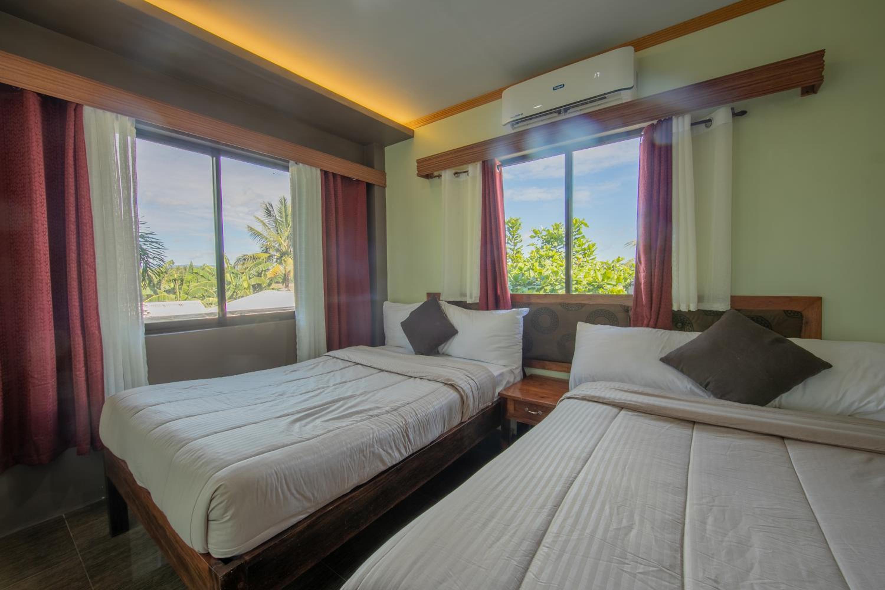Rawis Resort Hotel and Restaurant