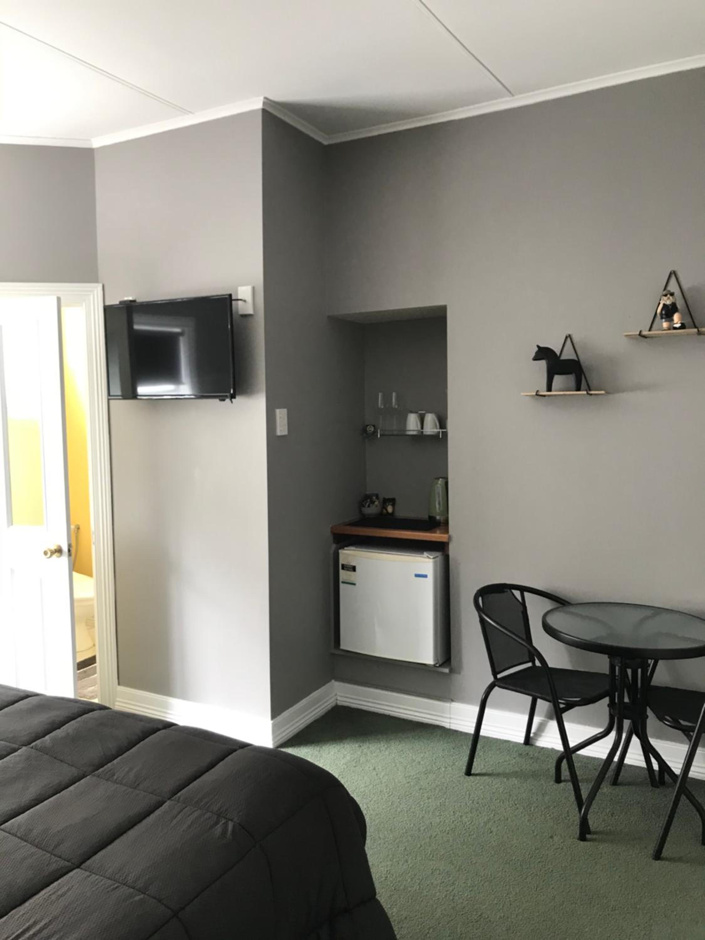 Admirals Lodge