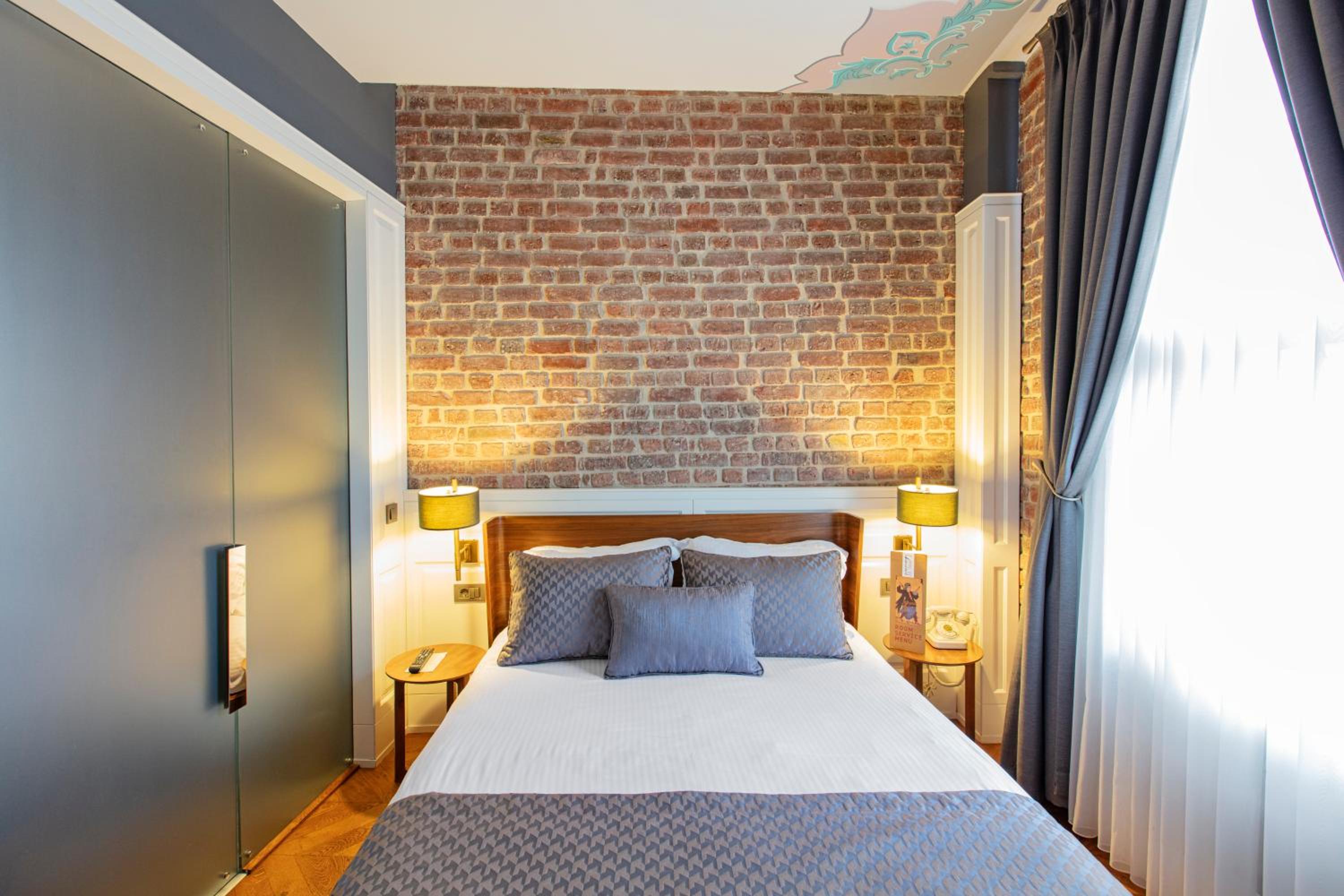 Hotel Miniature - Ottoman Mansion - Image 42