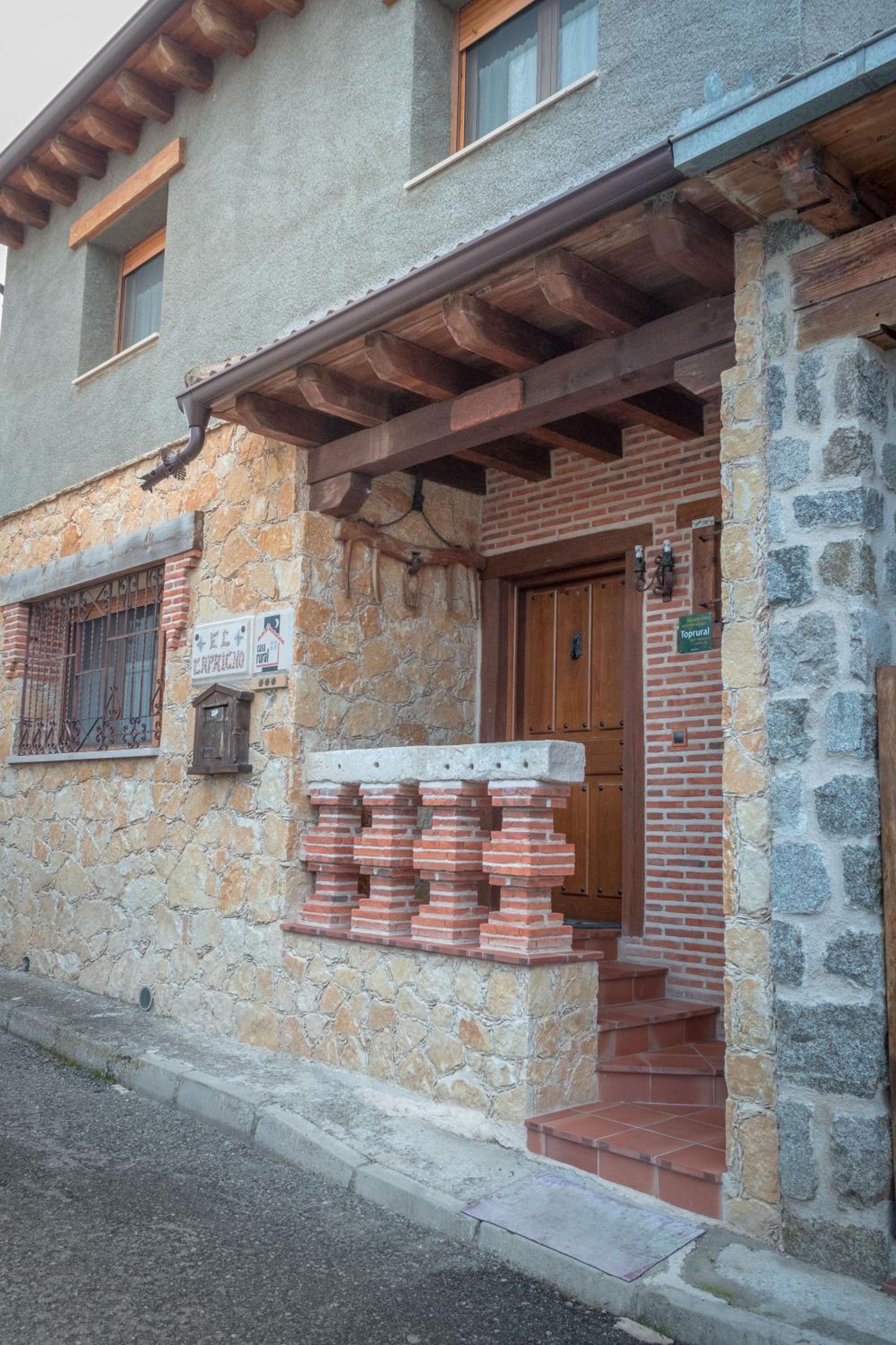 Casa Rural El Capricho view 5