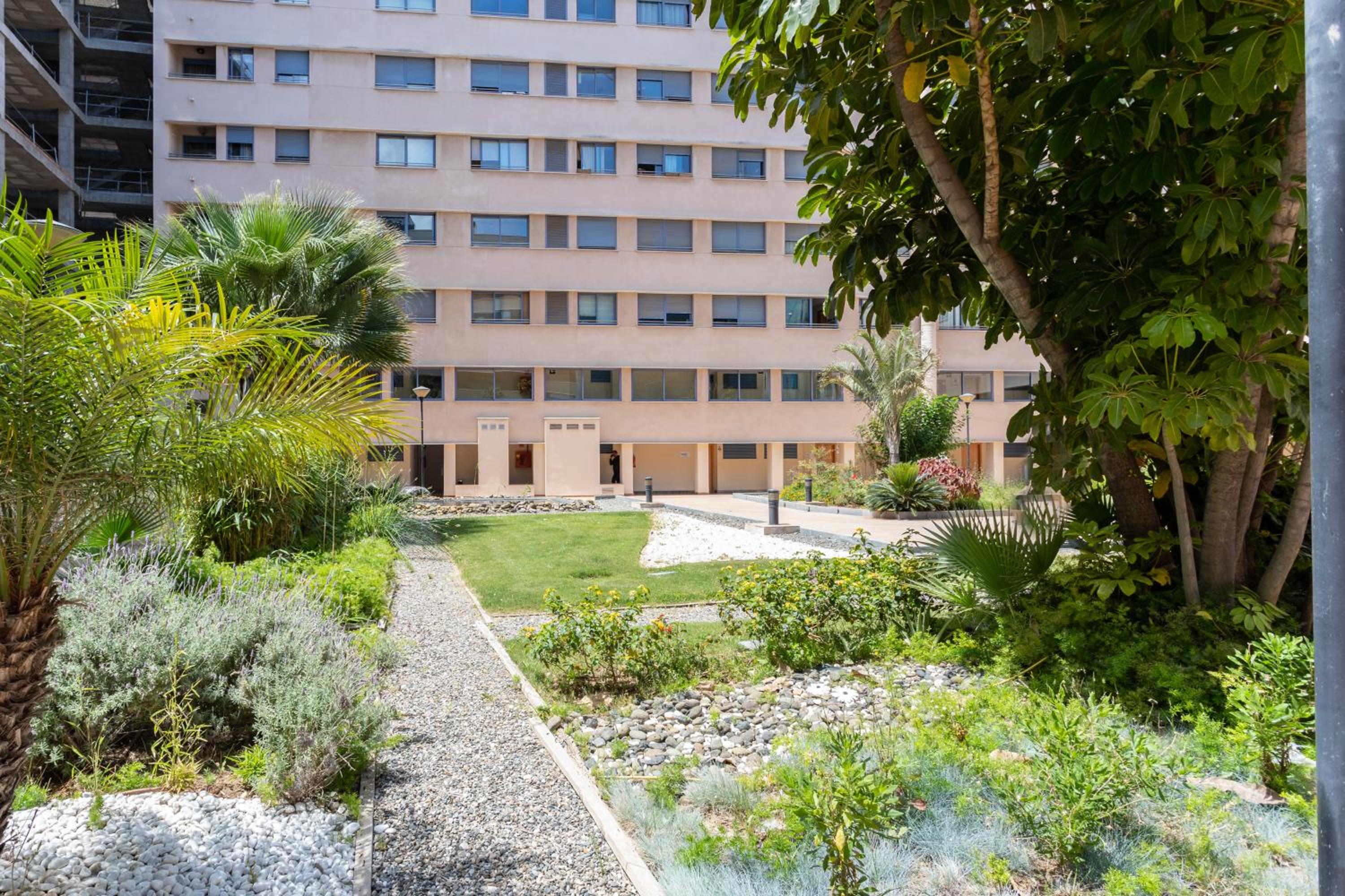 Apartamento Malaga Centro MariaZambrano- Parking Gratis by H&H