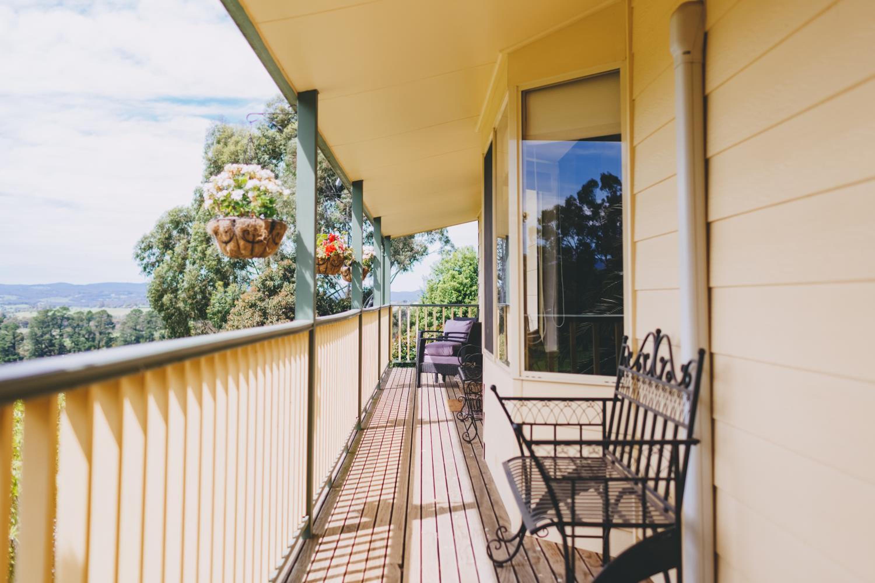 Hotel Dalblair Bed & Breakfast - Image 1
