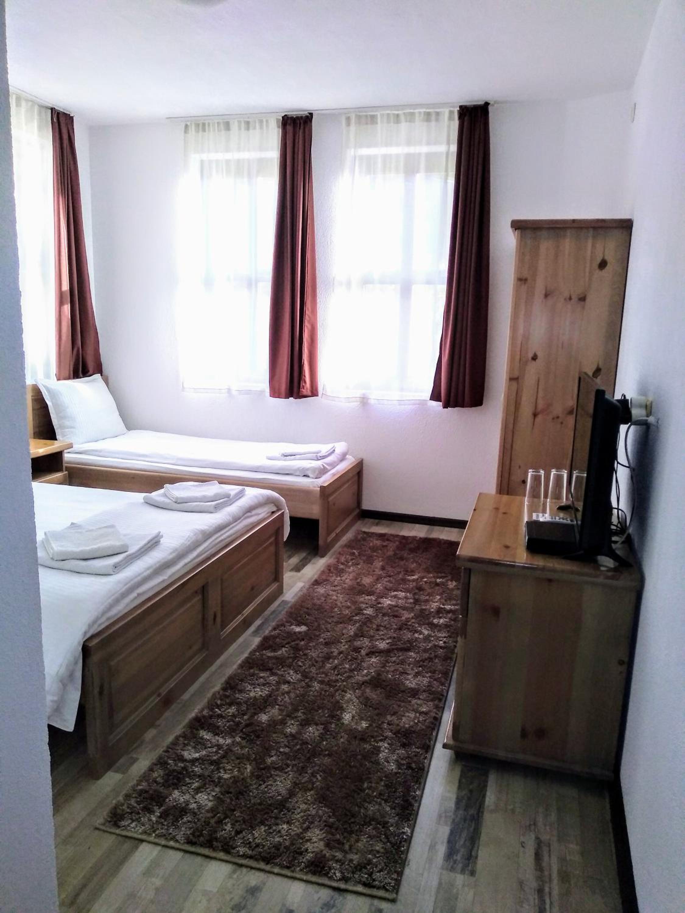 Guesthouse White Margarit