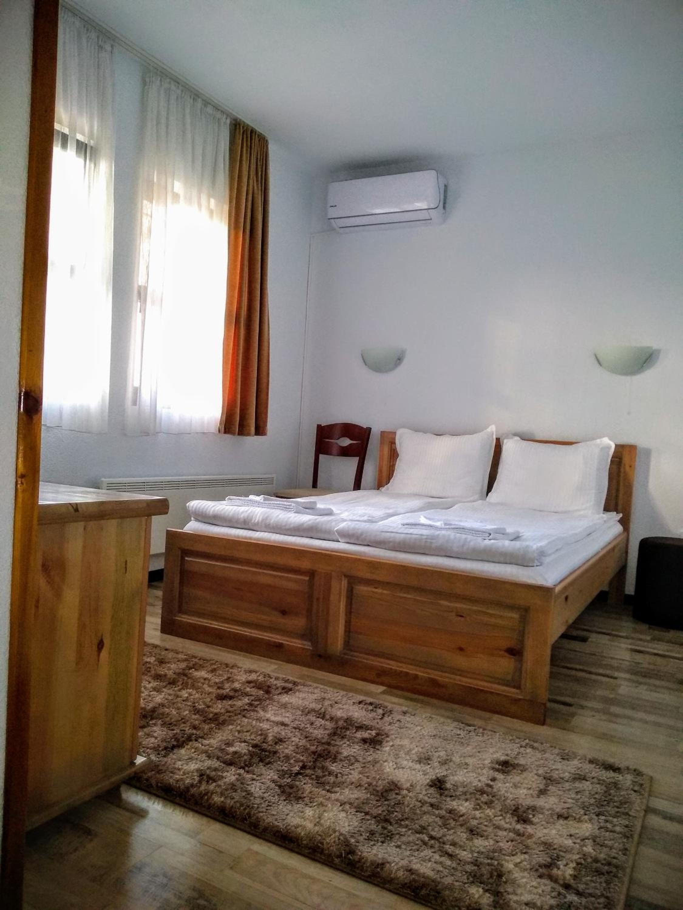 Guesthouse White Margarit