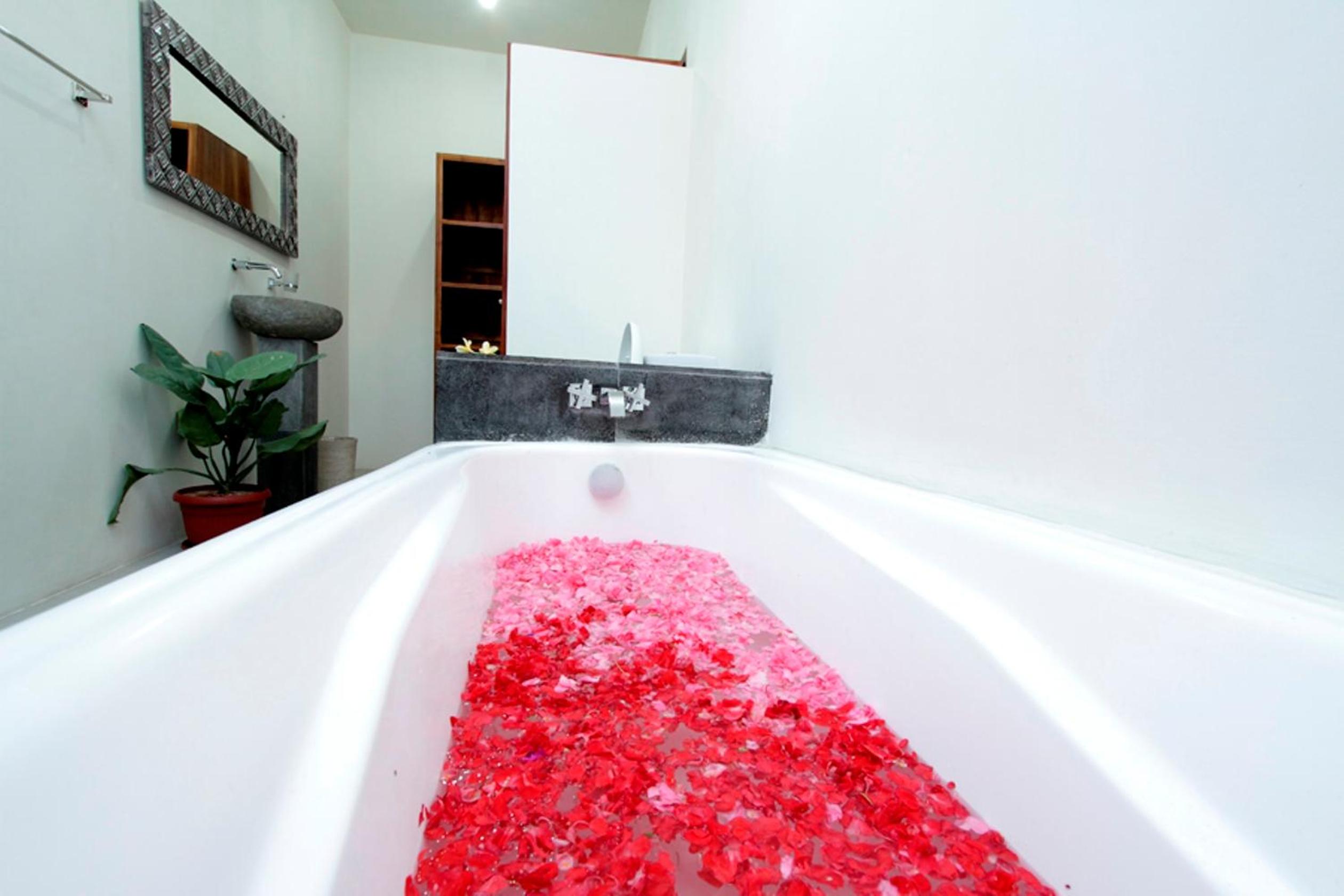 Maha Residence Guest House