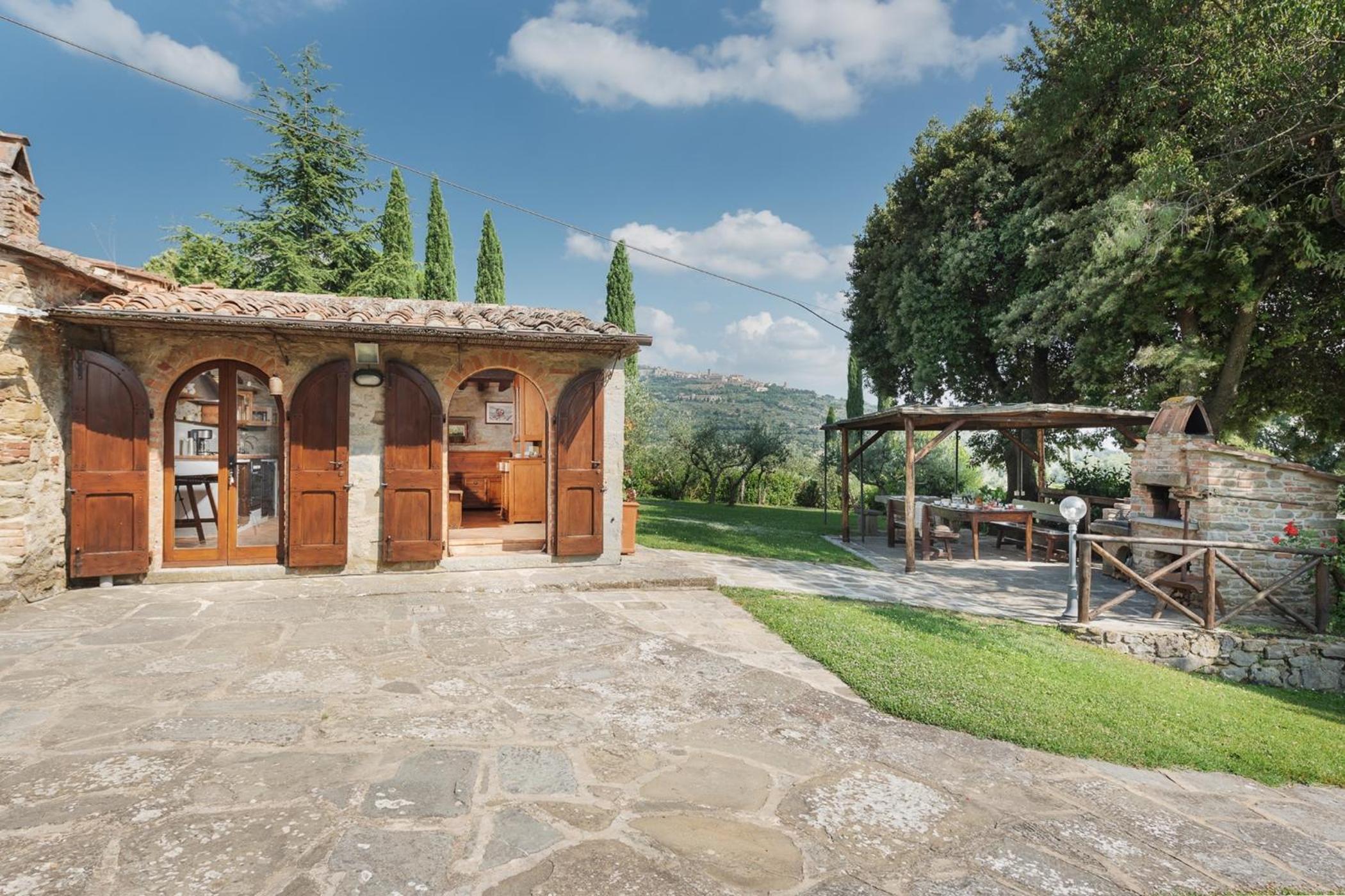 Villa Torre degli Elci view 3