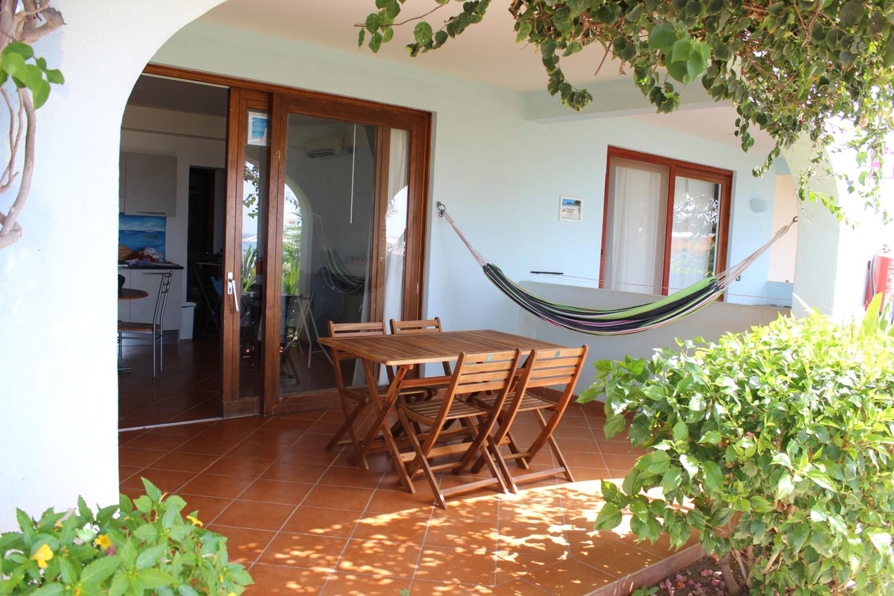 Oceanfront Apt 4 Porto Antigo II