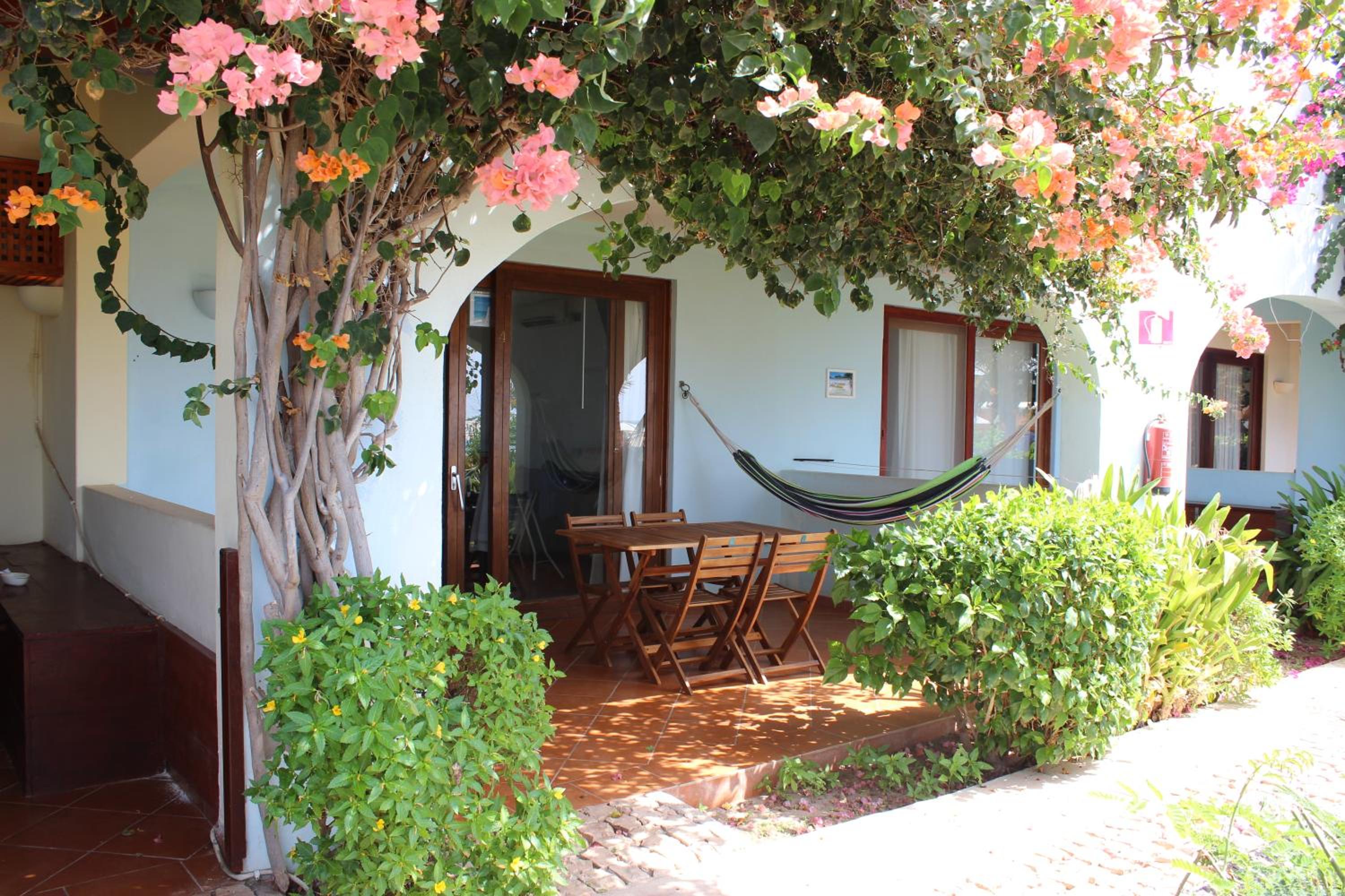 Oceanfront Apt 4 Porto Antigo II