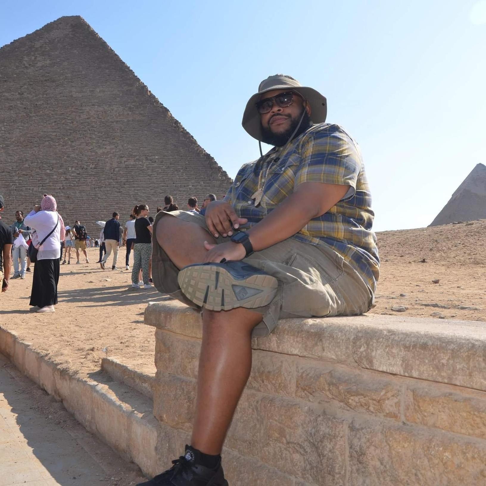 pyramid Giza city inn