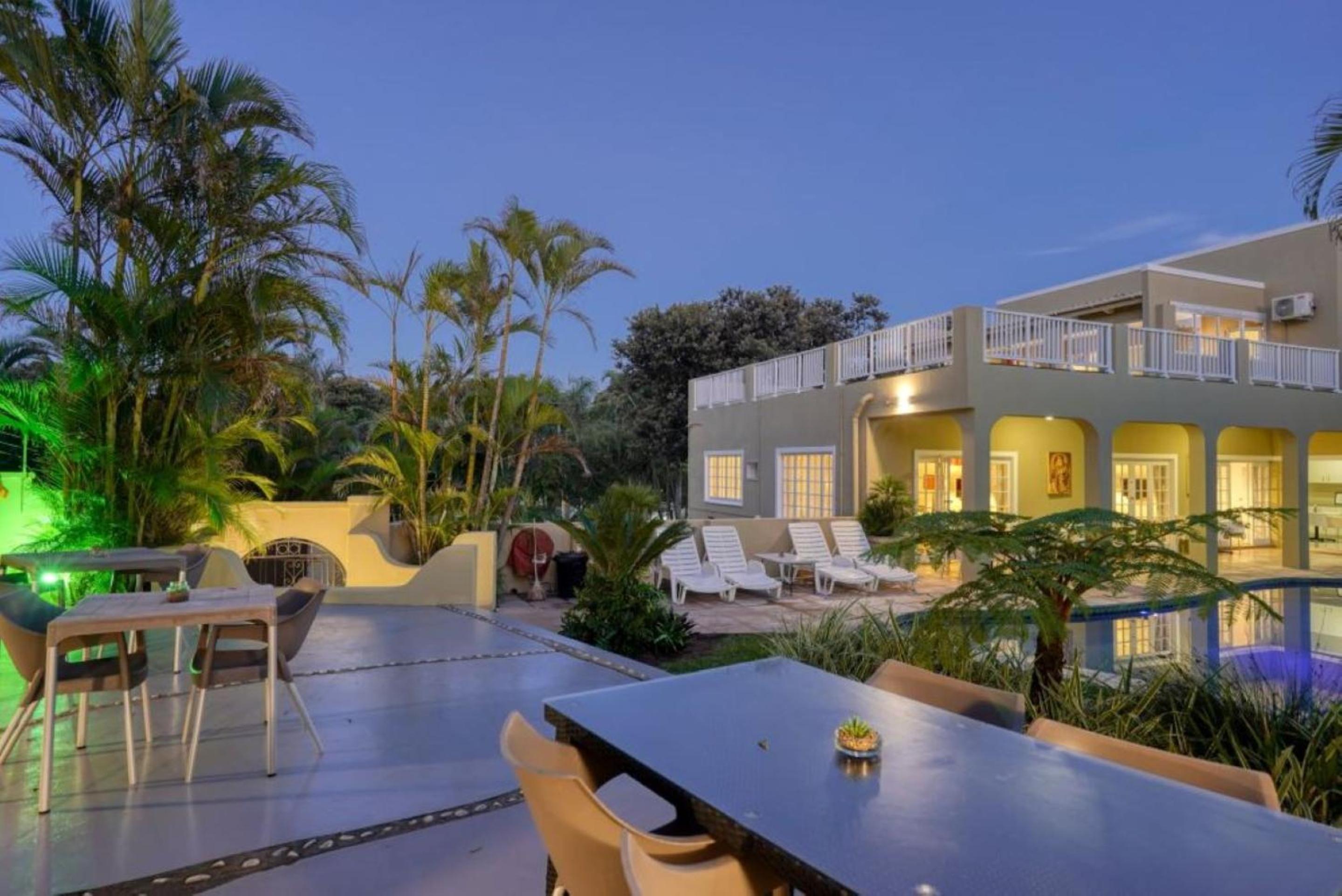 Caza Beach Guesthouse