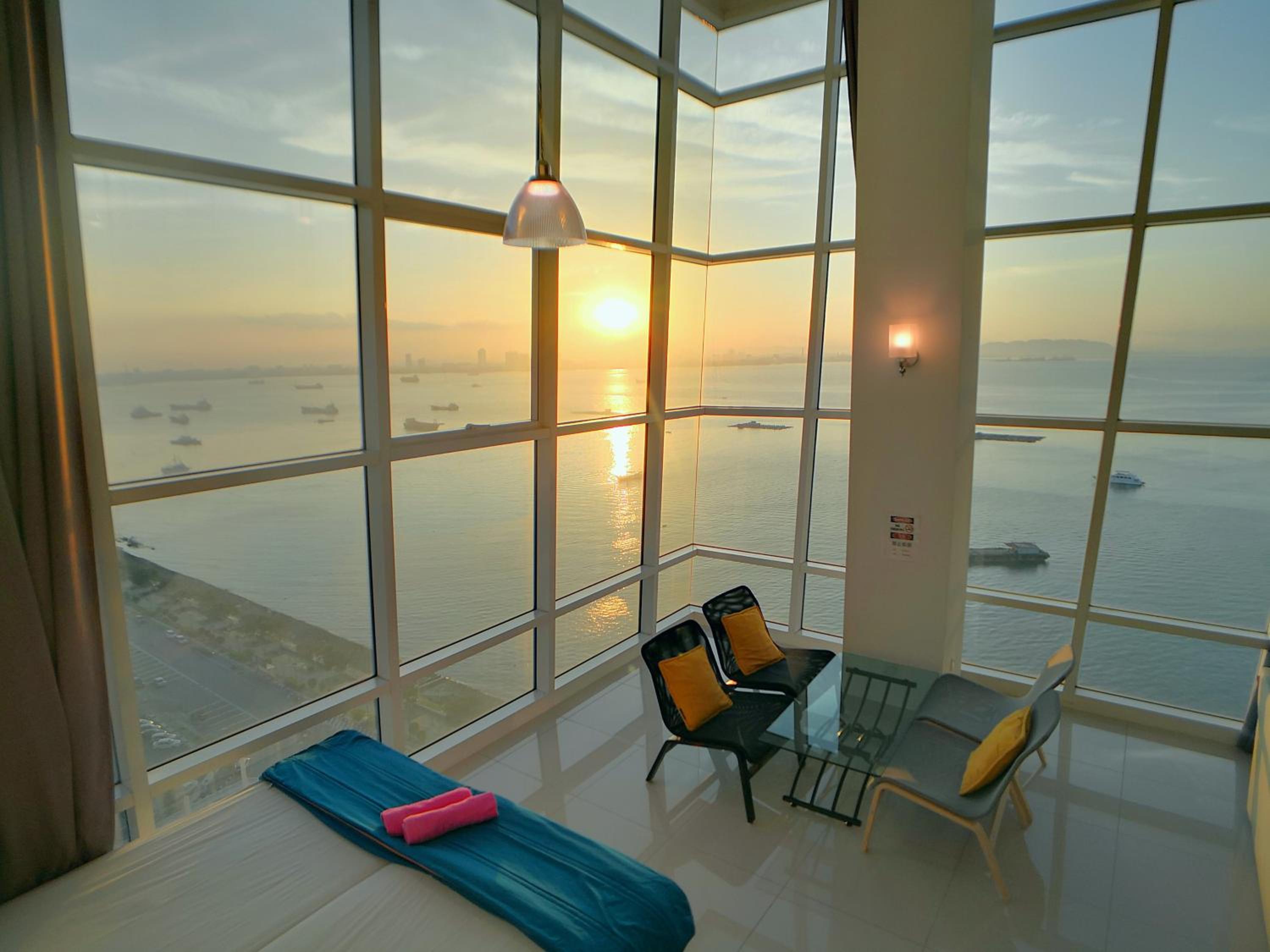 Maritime Suites by Comfy photo 2