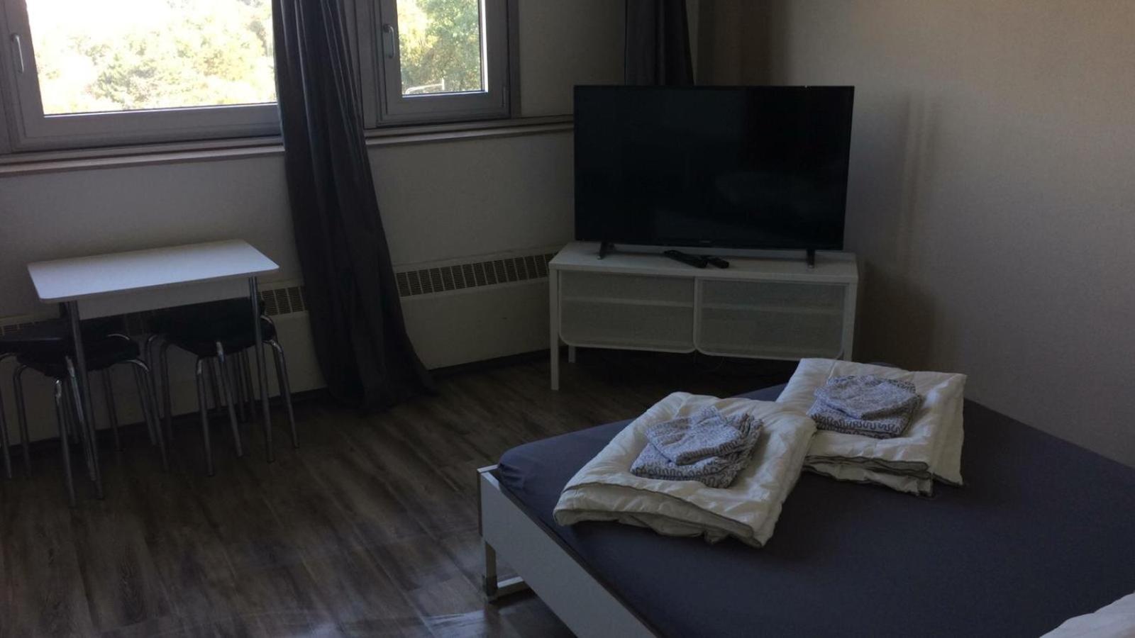 Photo 8