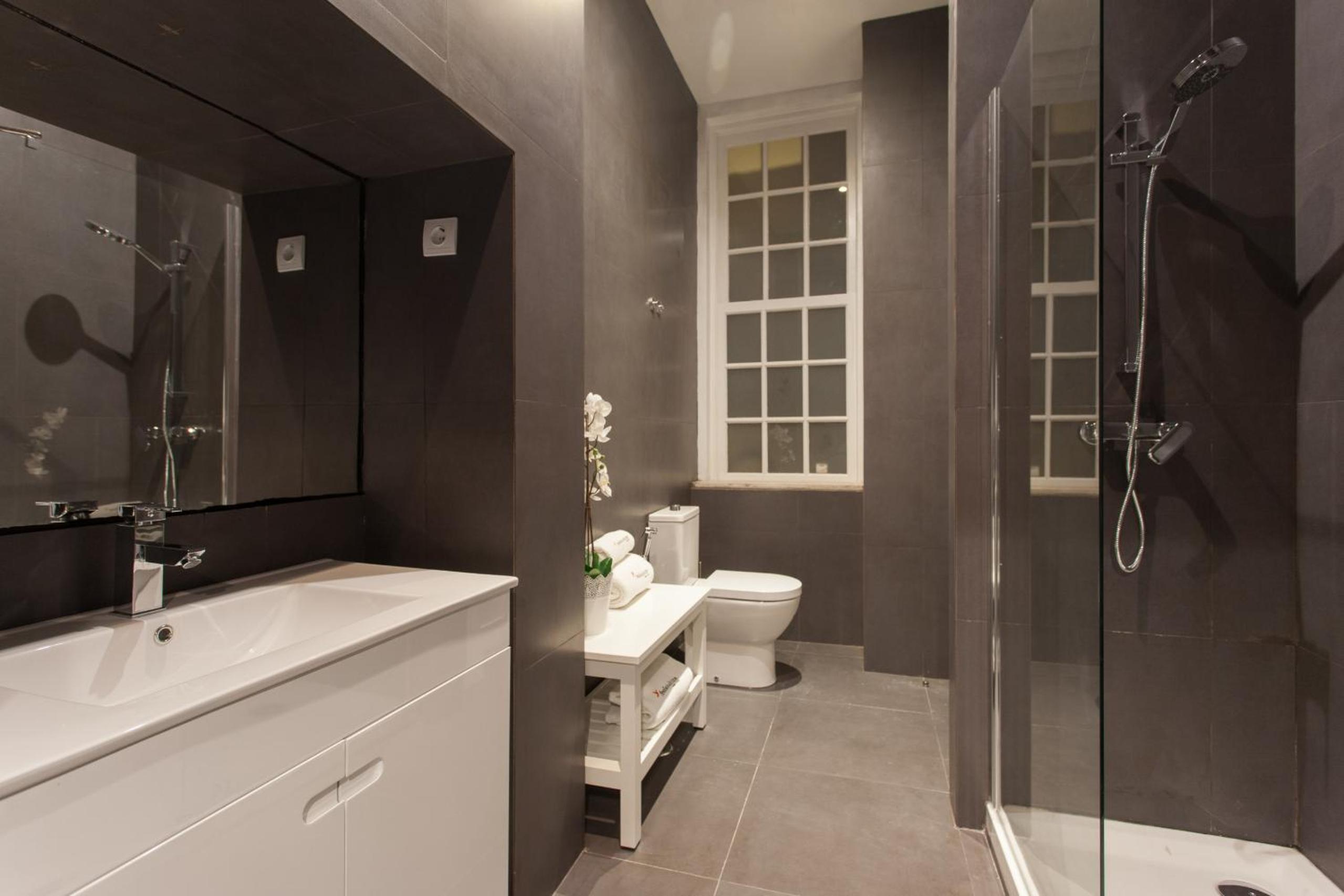 FLH Baixa Family Spacious Apartment